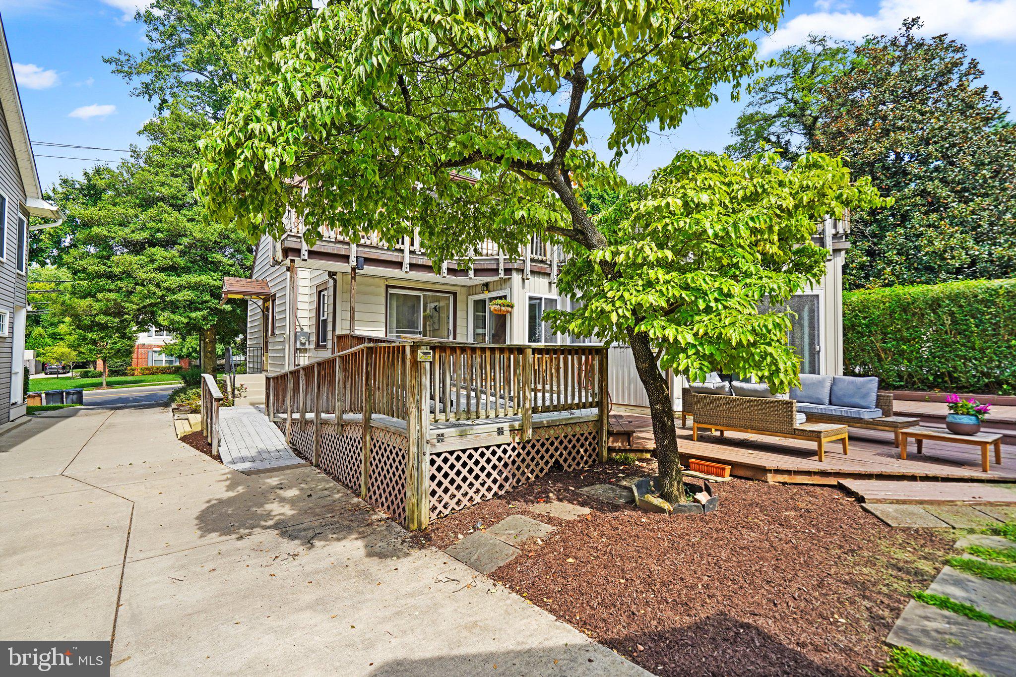 ROCKVILLE HEIGHTS - Residential