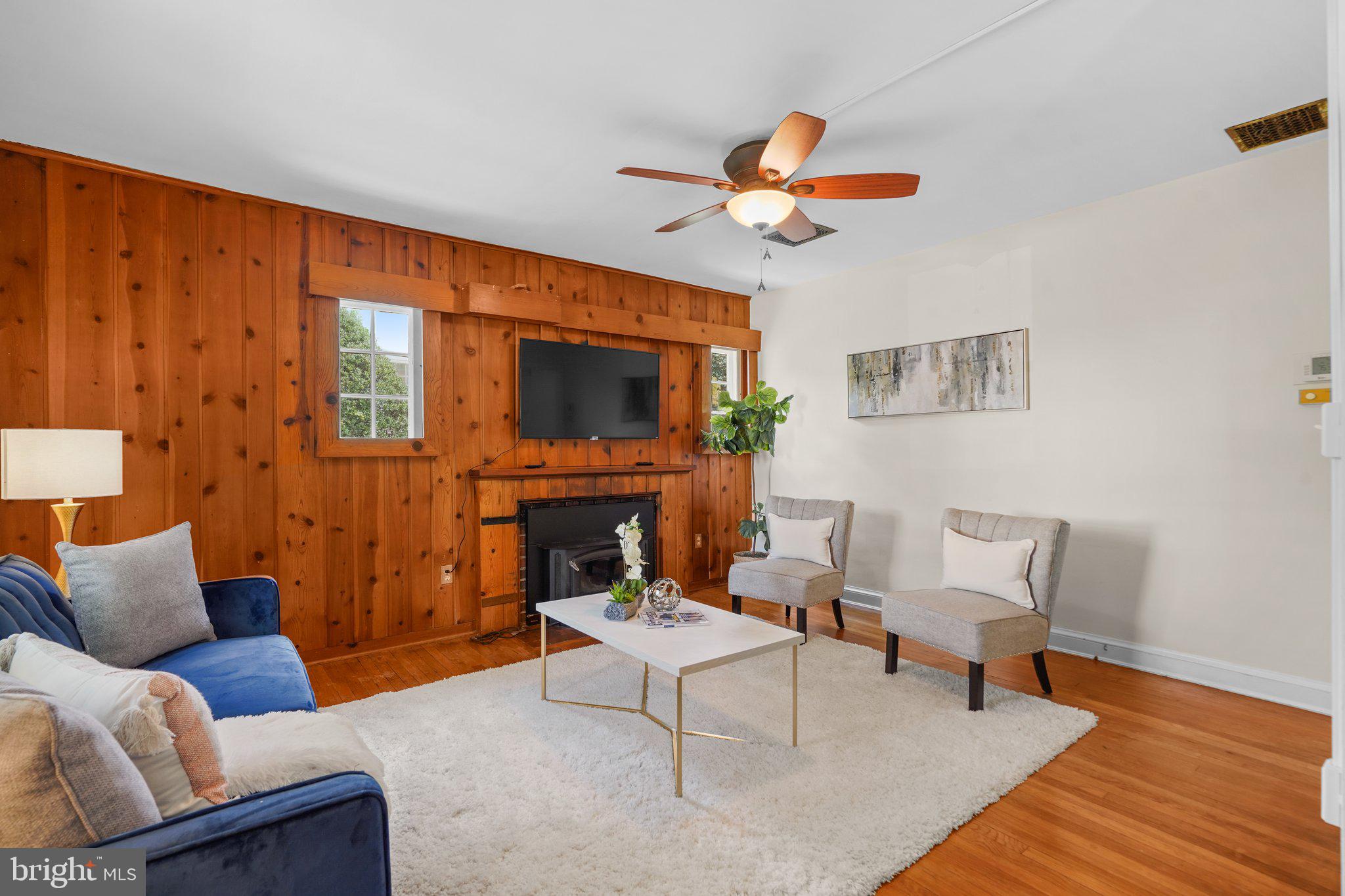 ROCKVILLE HEIGHTS - Residential