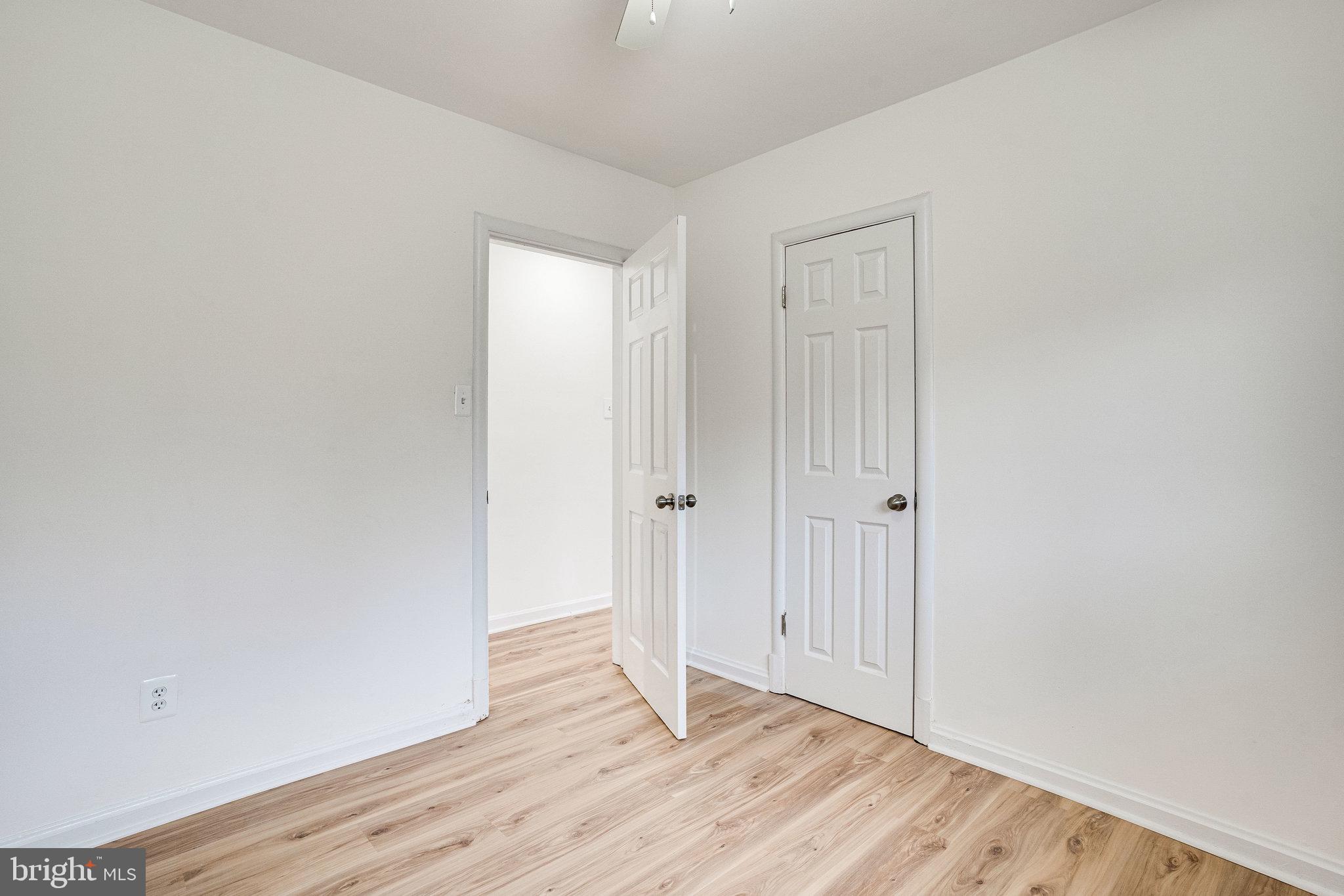 HIGHVIEW PARK - Residential Lease