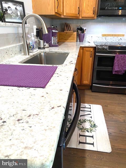 HUNTINGTON RIDGE - Residential Lease