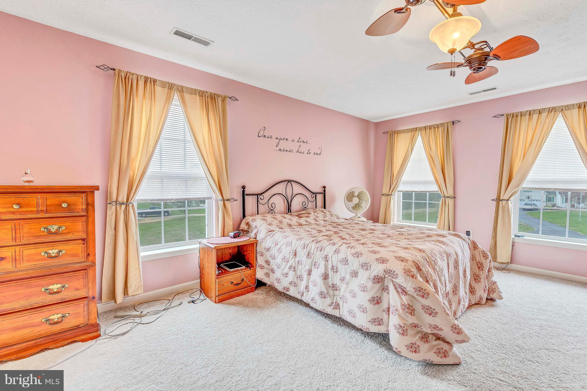 GLEBE RUN - Residential