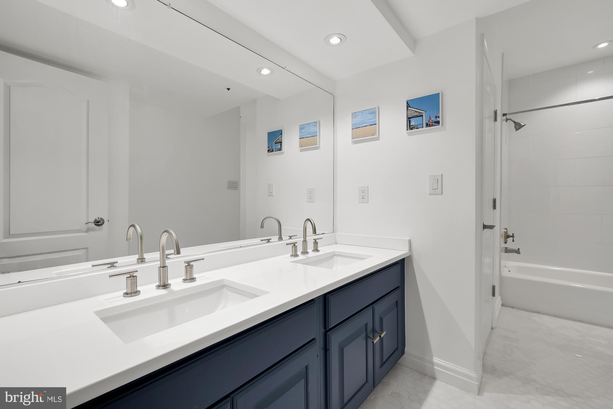 BROOKMONT - Residential