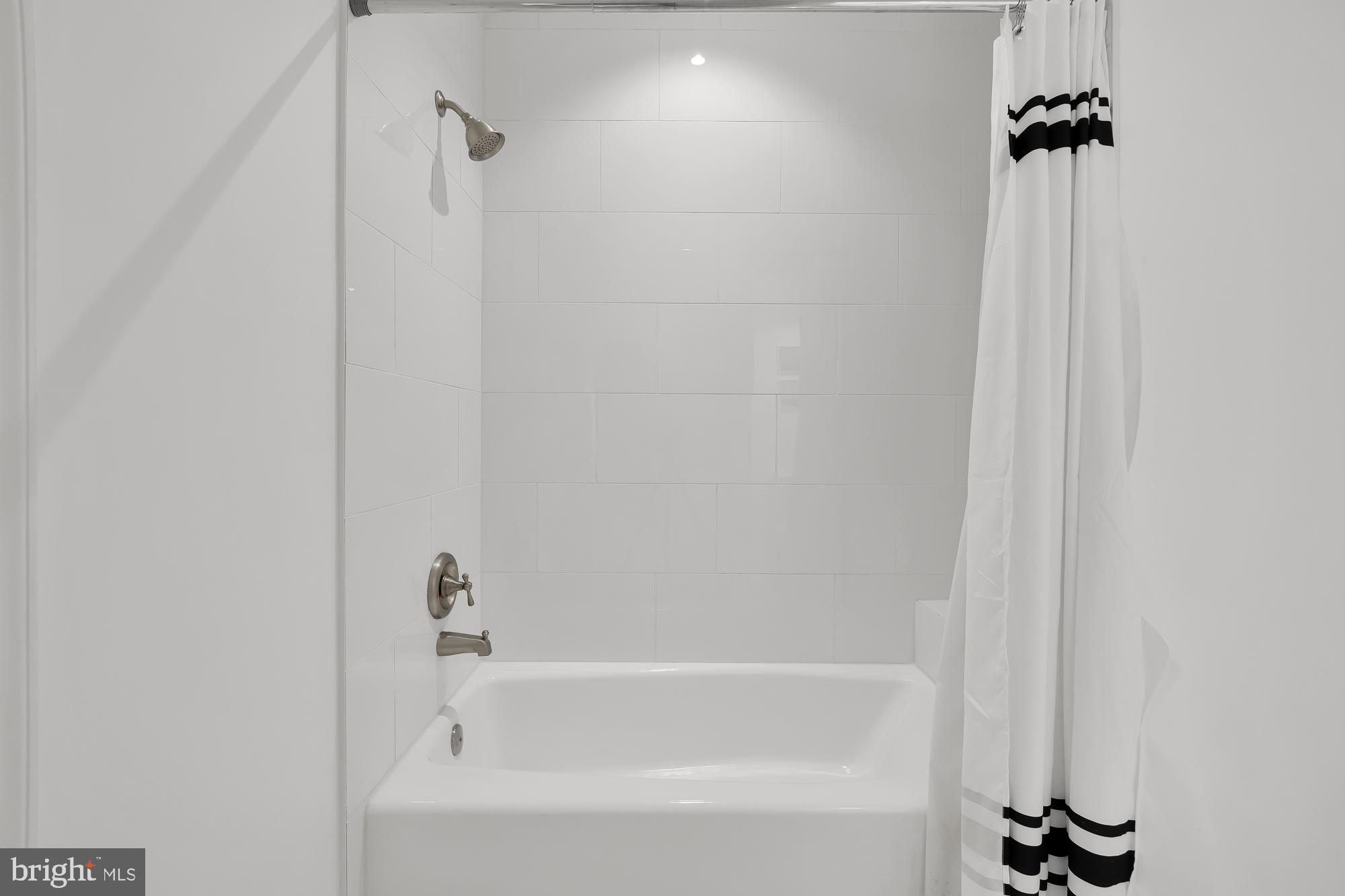 BROOKMONT - Residential