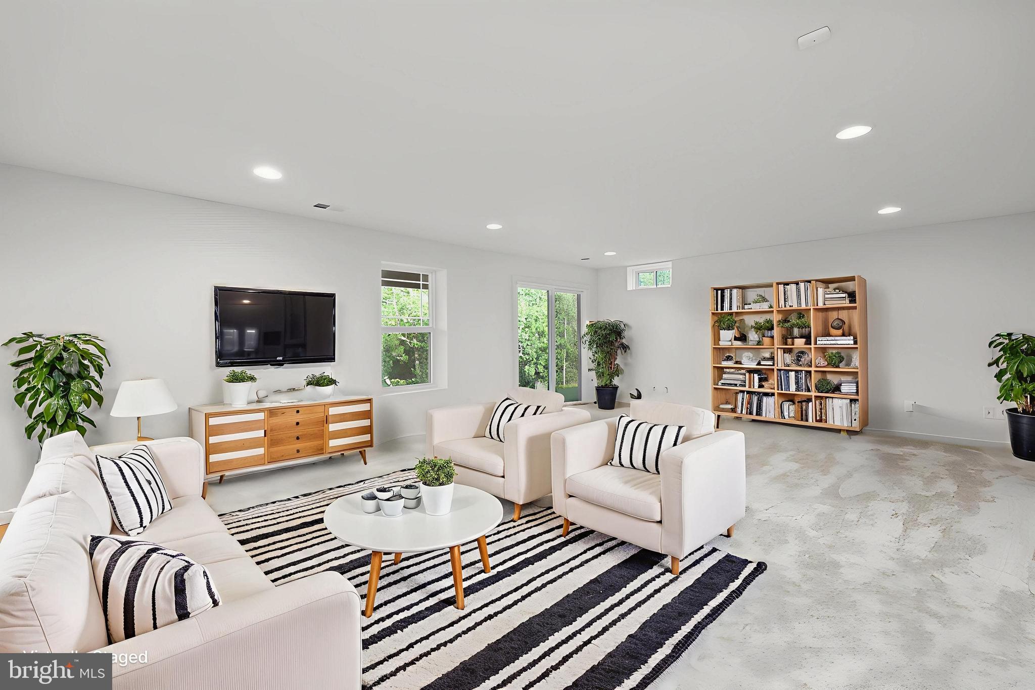 COLONIAL FORGE - Residential