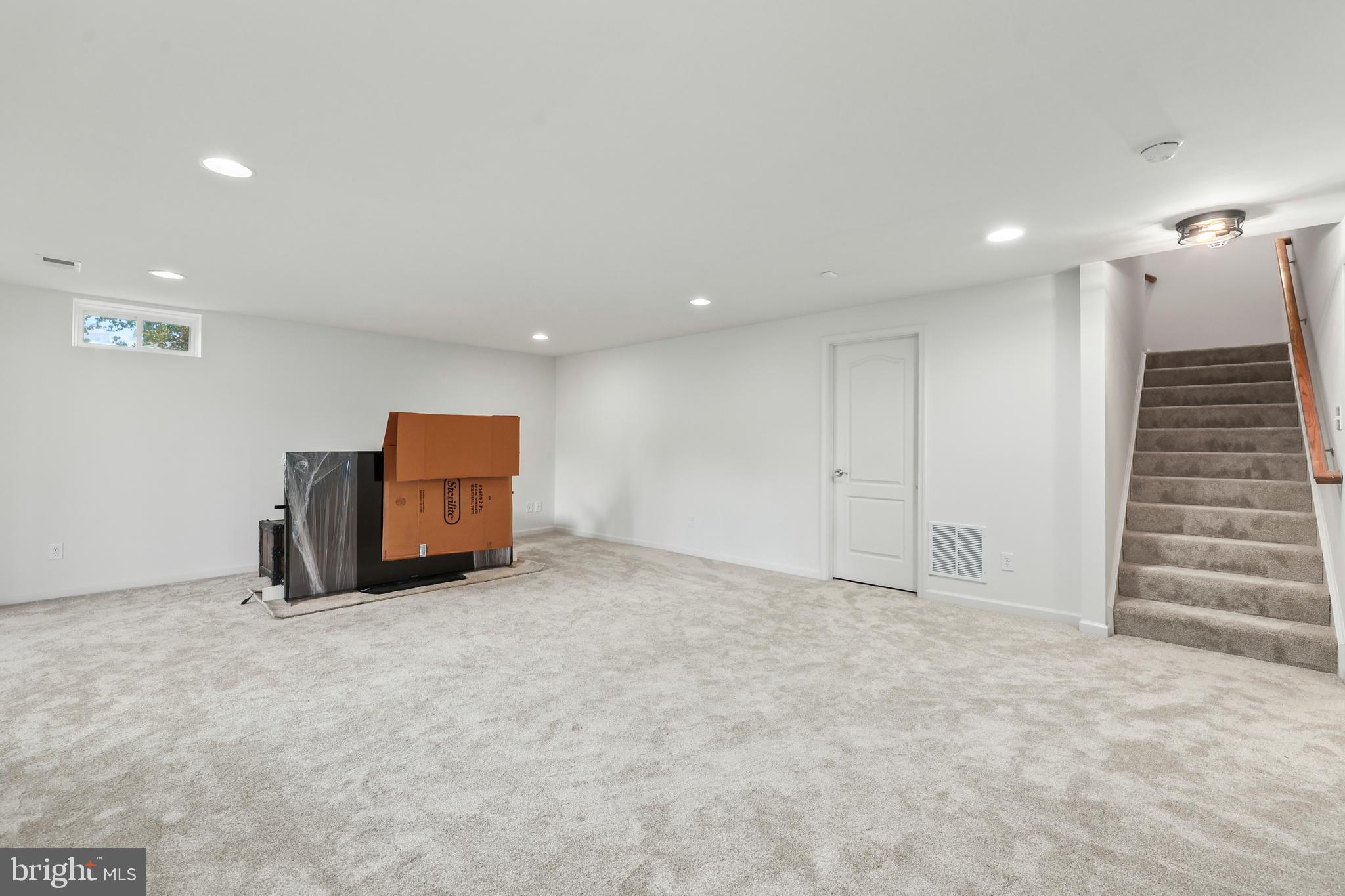 COLONIAL FORGE - Residential