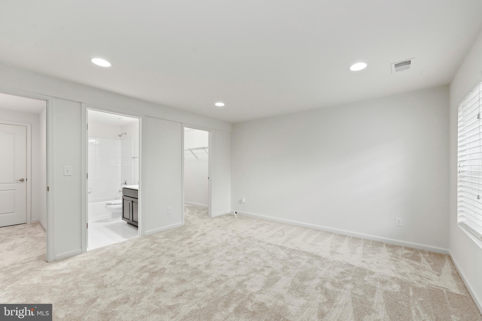 COLONIAL FORGE - Residential