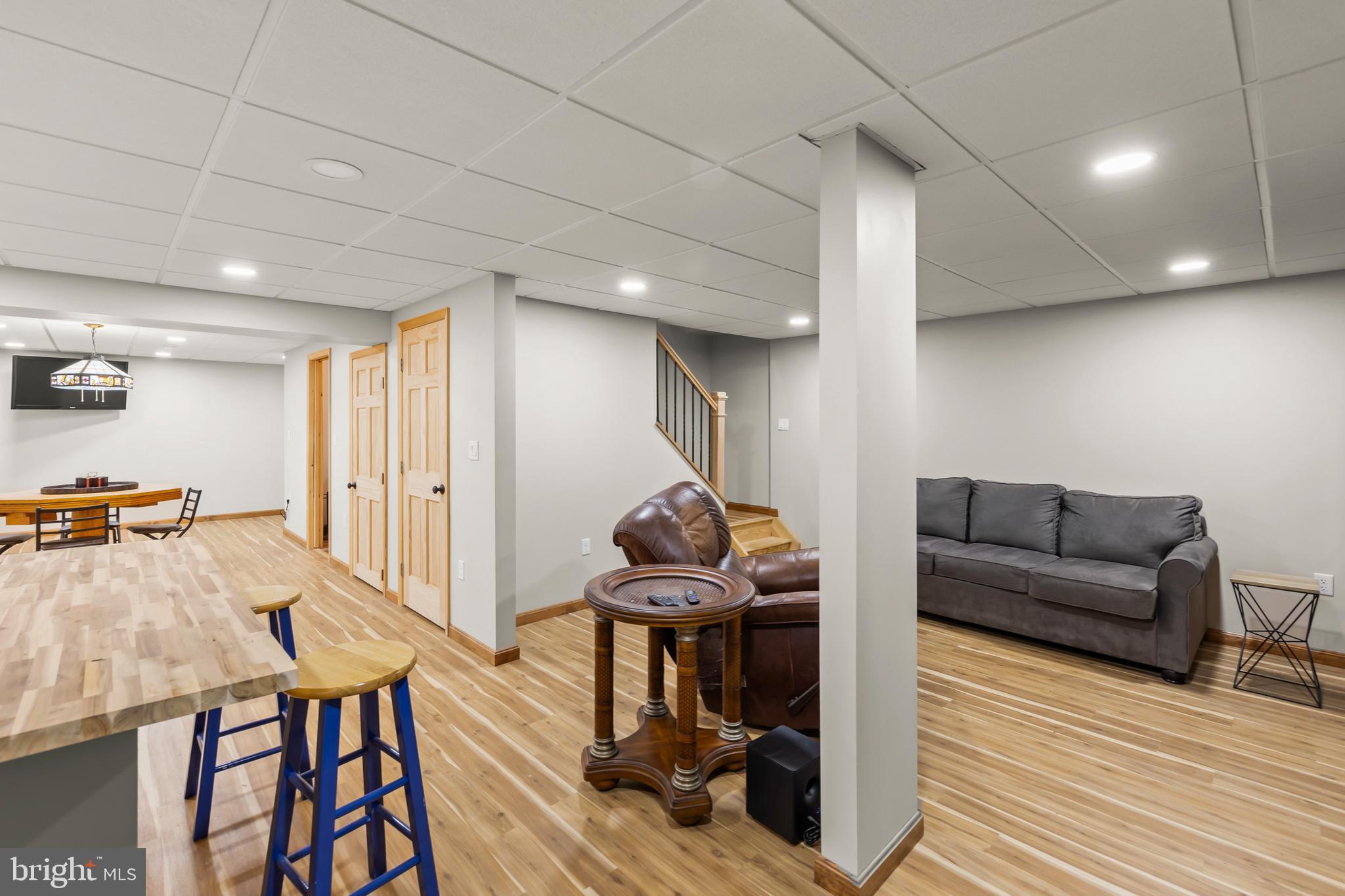 HENSEL STONE WOODS - Residential