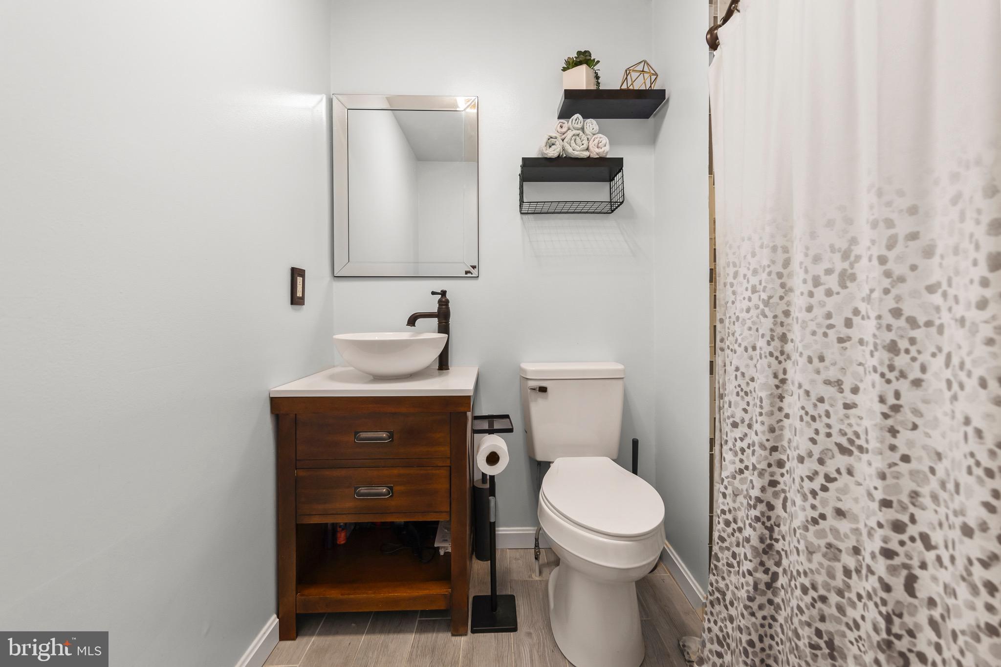 HENSEL STONE WOODS - Residential