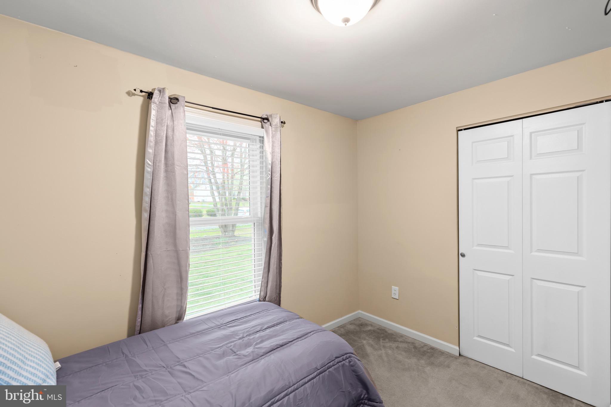 HENSEL STONE WOODS - Residential