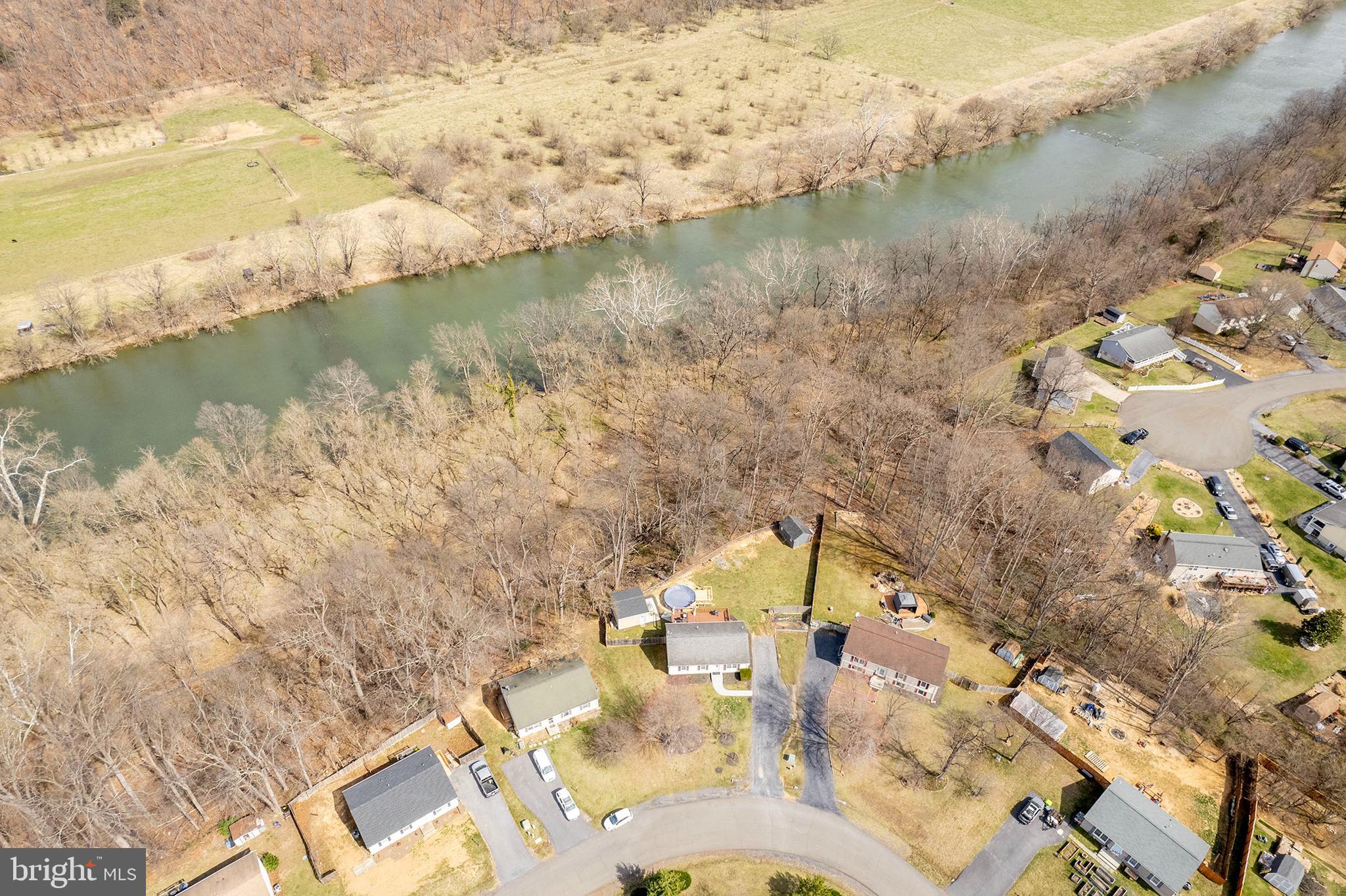 HENSEL STONE WOODS - Residential