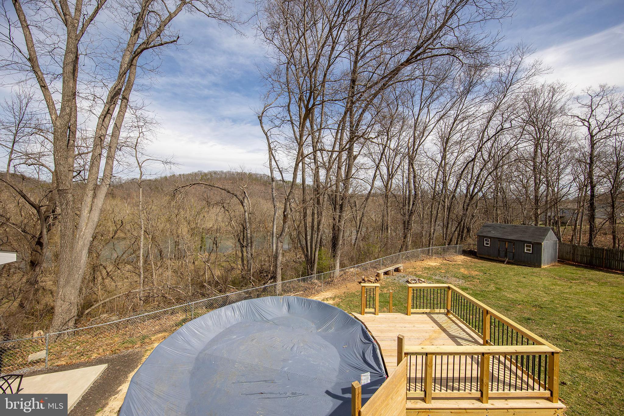 HENSEL STONE WOODS - Residential