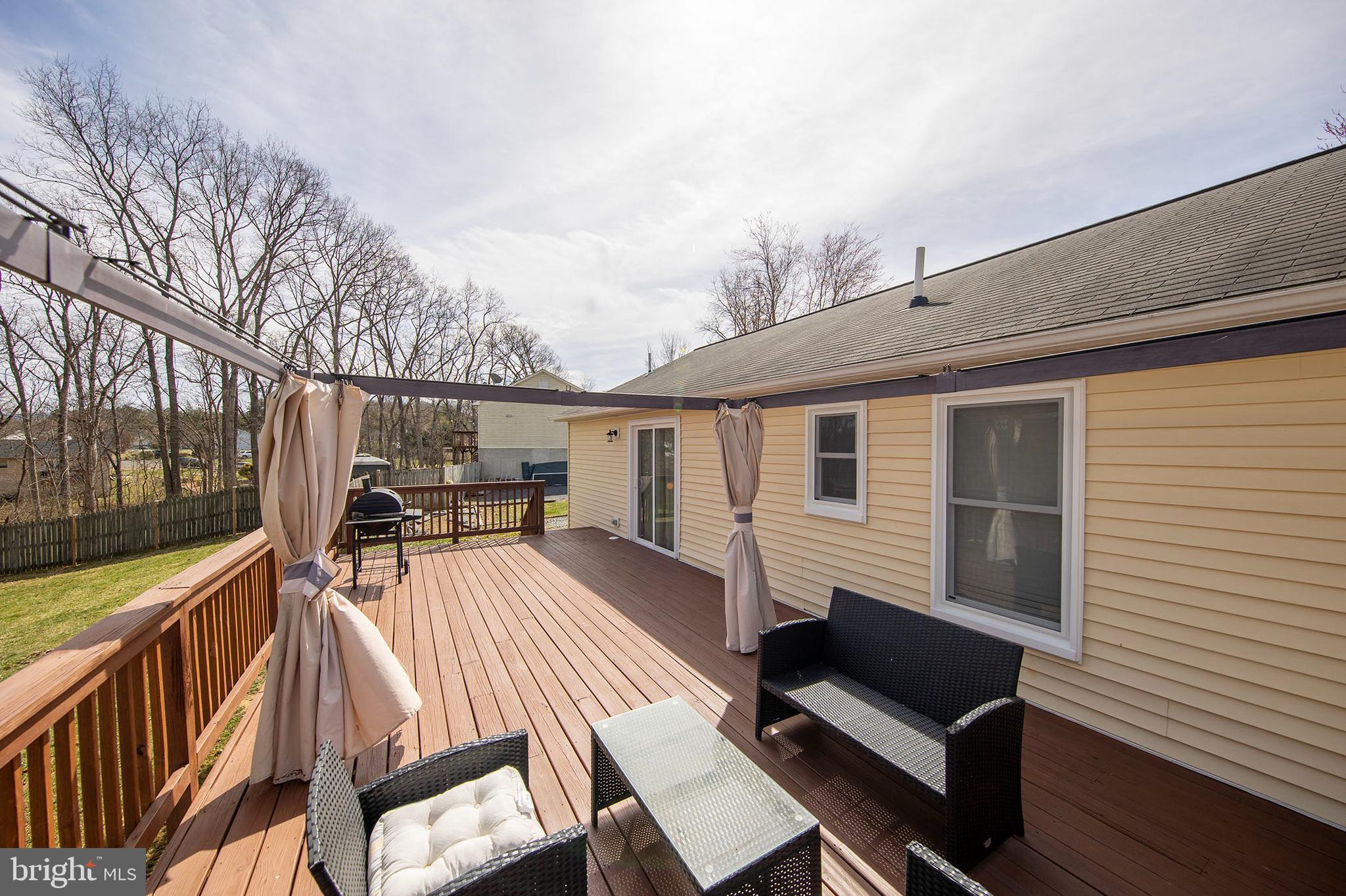 HENSEL STONE WOODS - Residential