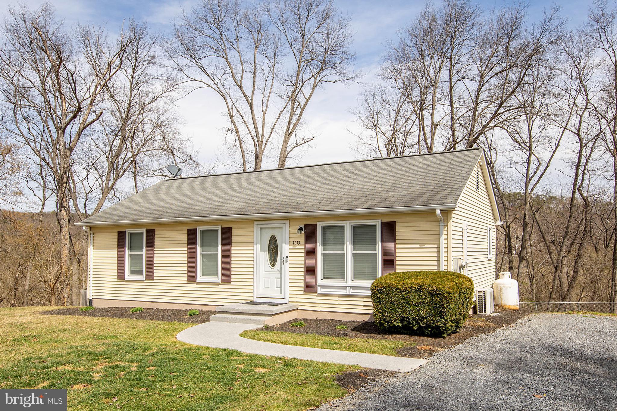 HENSEL STONE WOODS - Residential