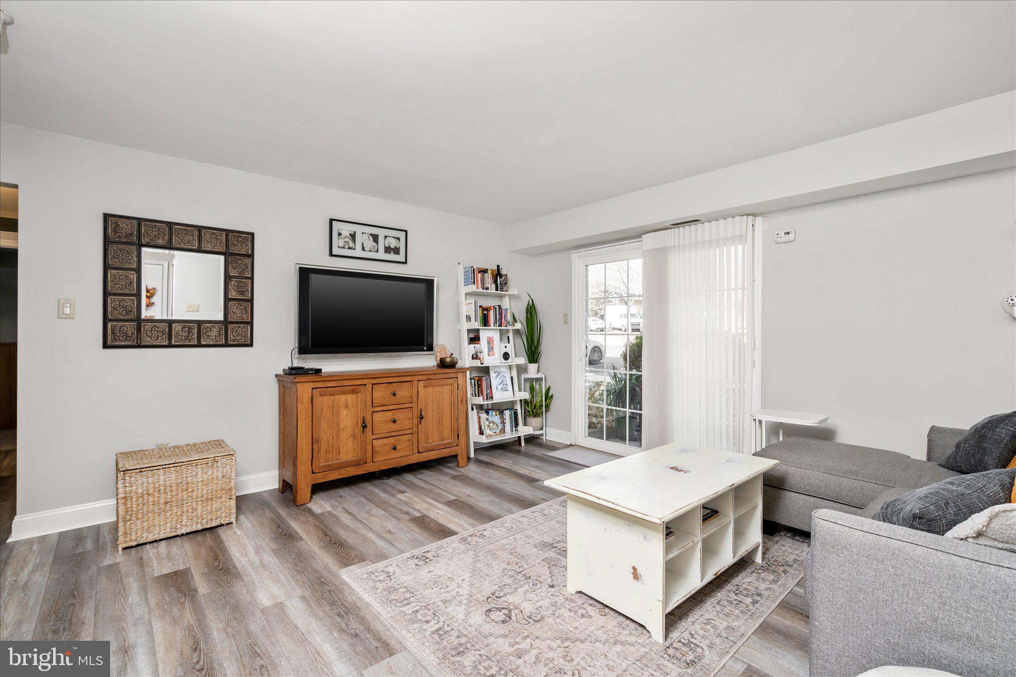 1609 SOCIETY PLACE