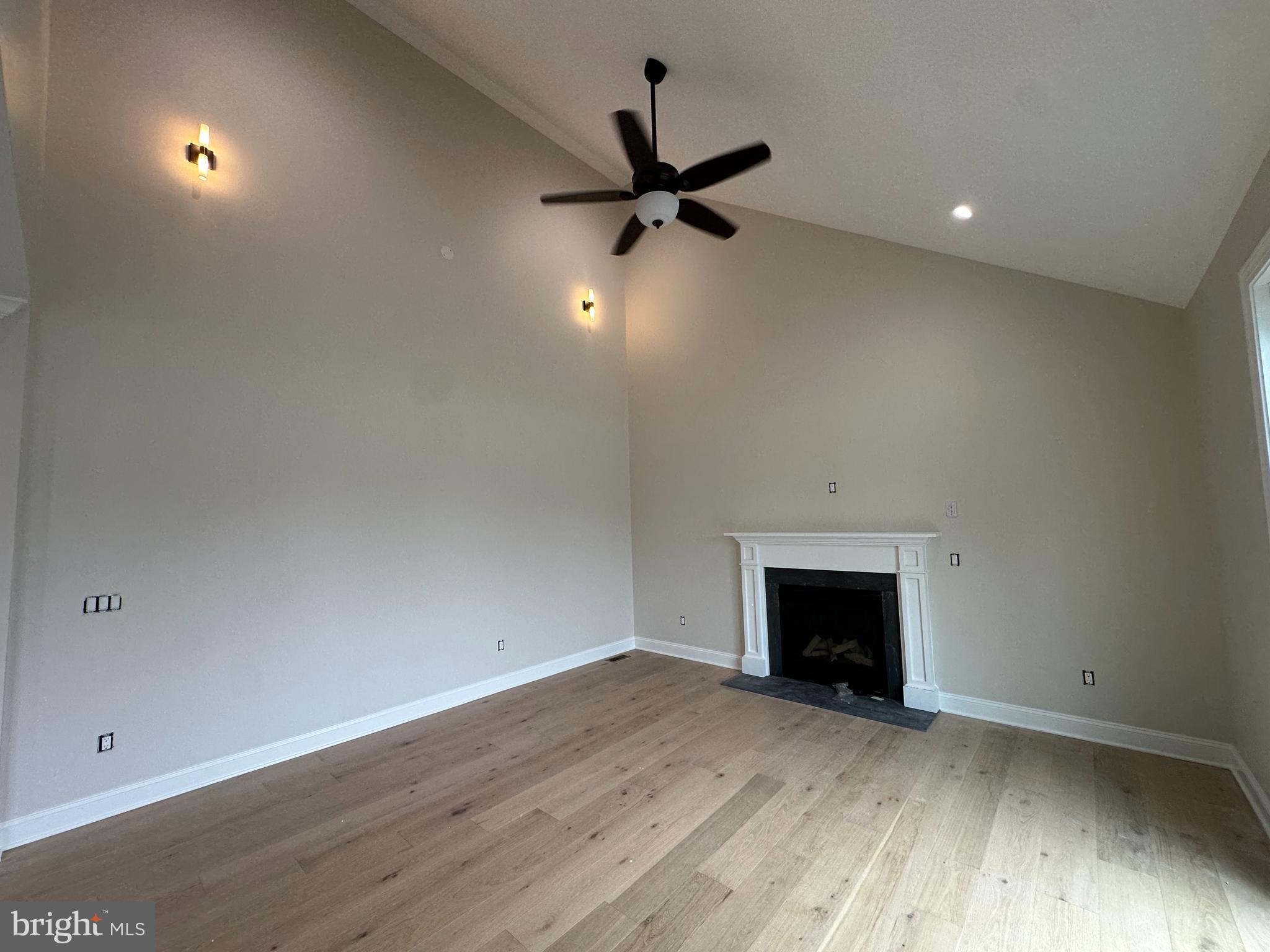 UPPER SOUTHAMPTON - Residential