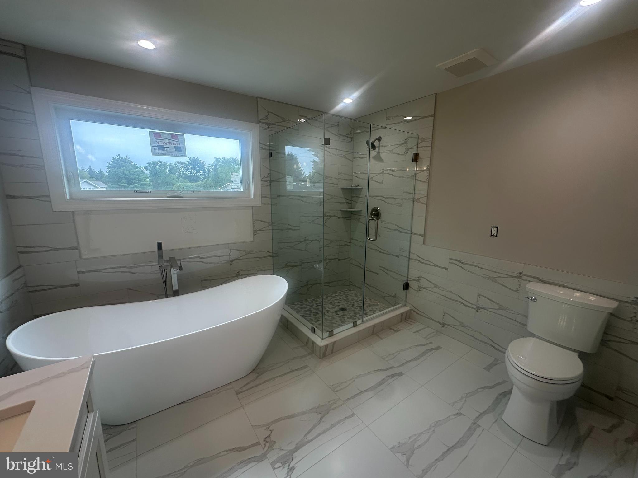 UPPER SOUTHAMPTON - Residential