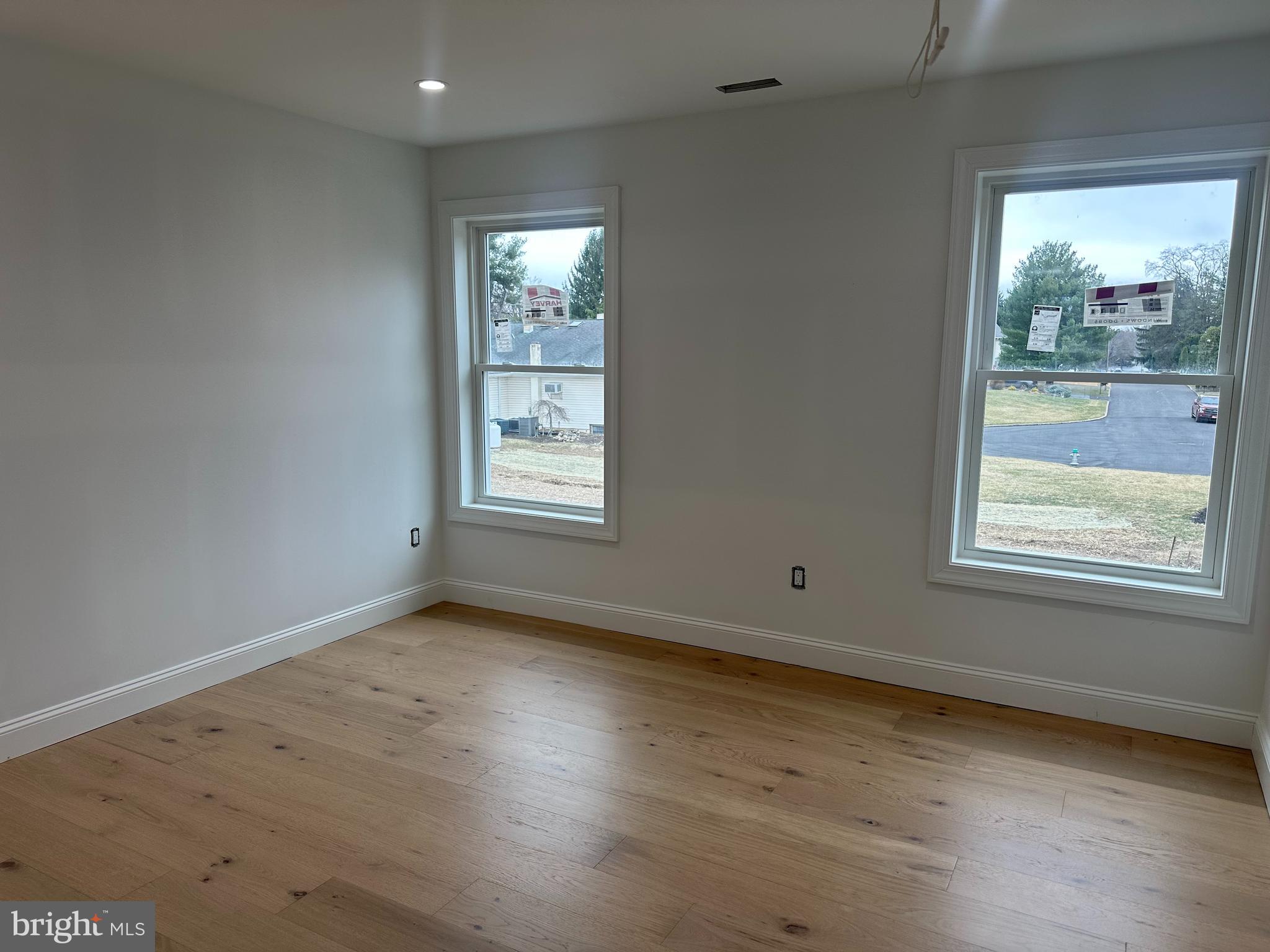 UPPER SOUTHAMPTON - Residential