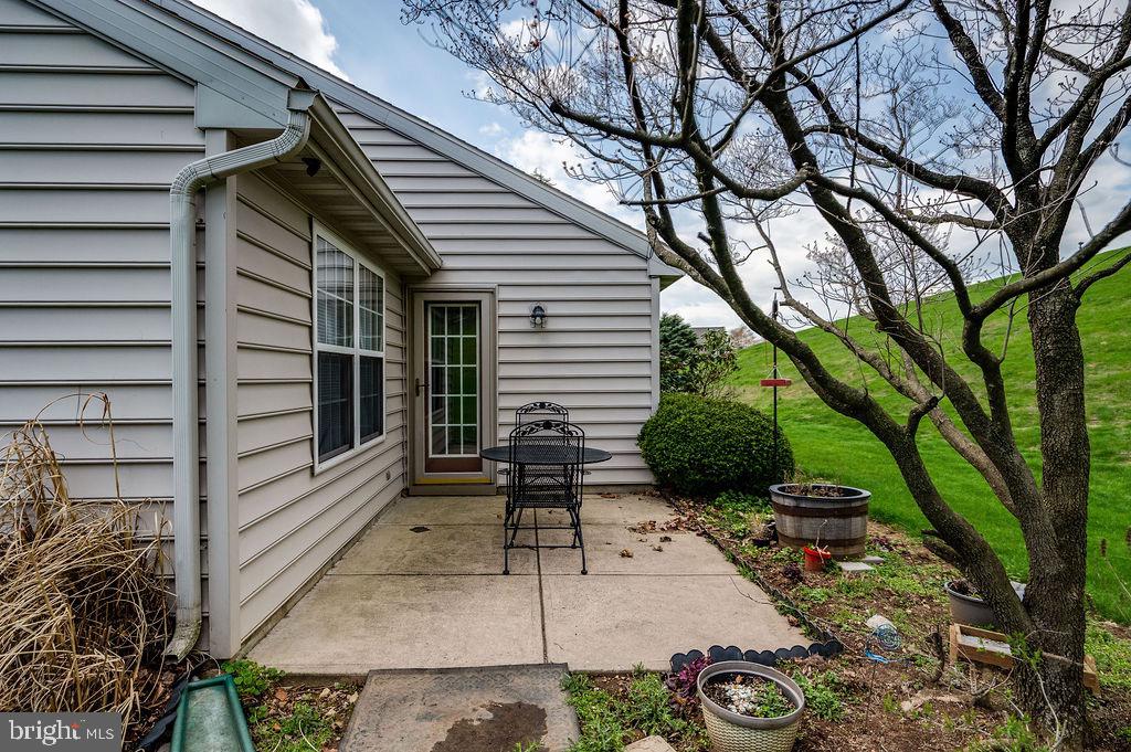 SPRING RIDGE - Residential