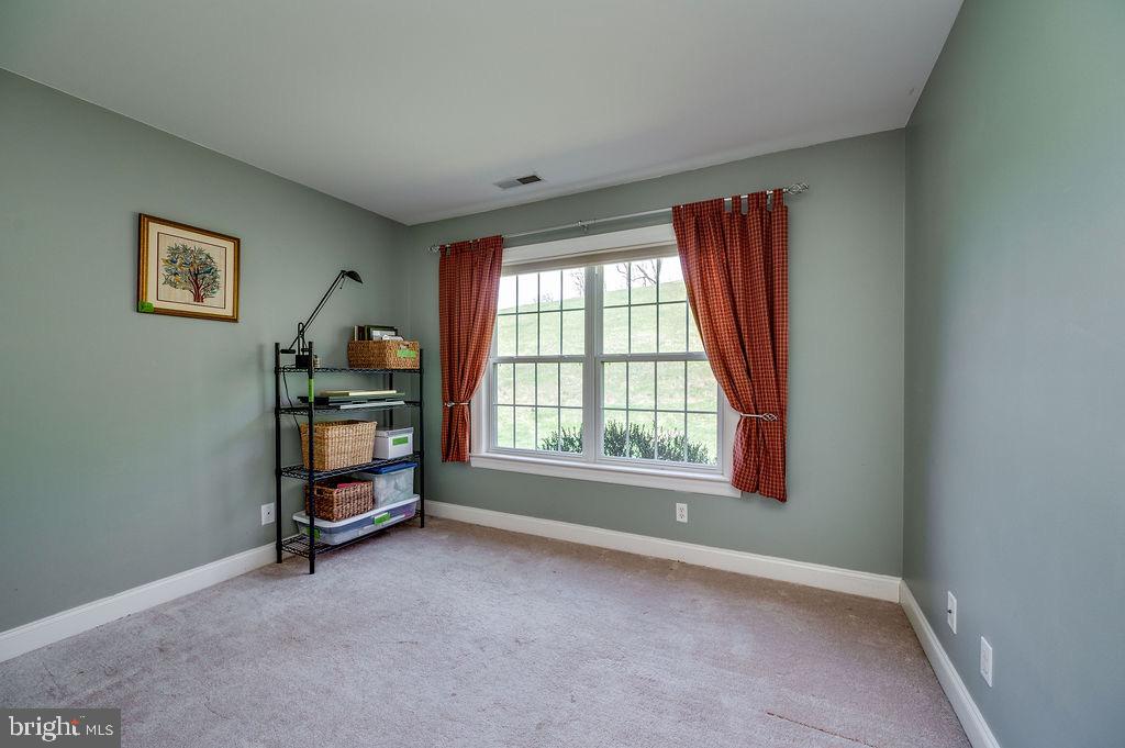 SPRING RIDGE - Residential