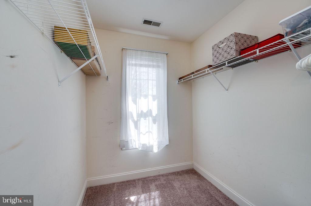 SPRING RIDGE - Residential