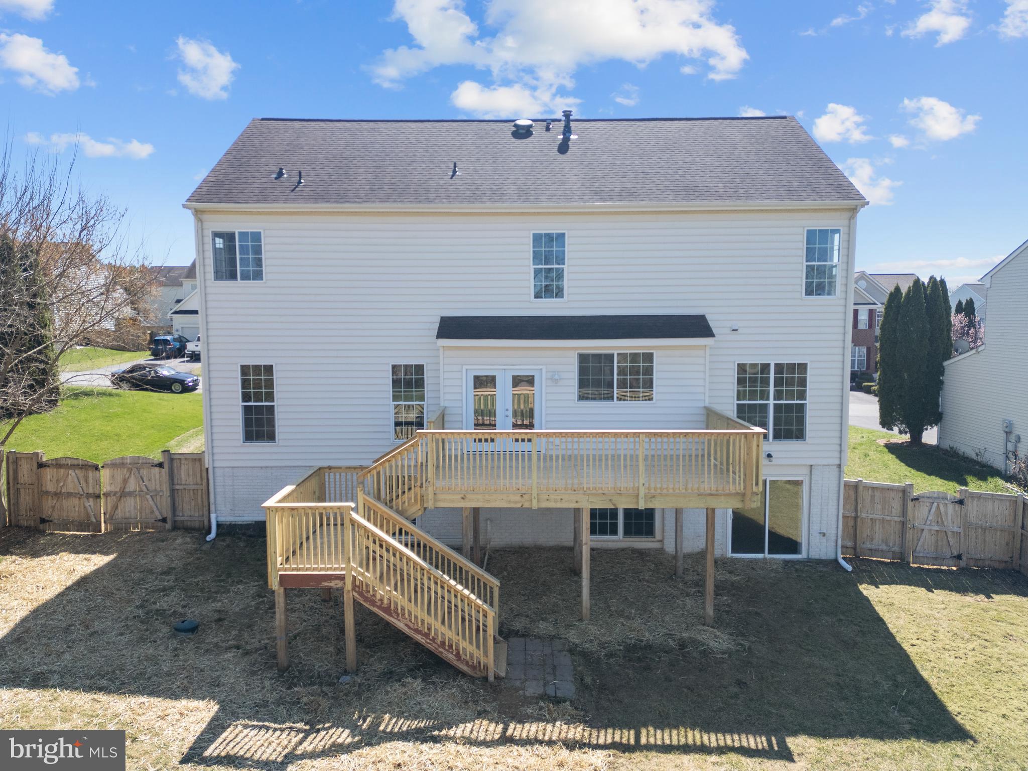 DEMORY FARM - Residential