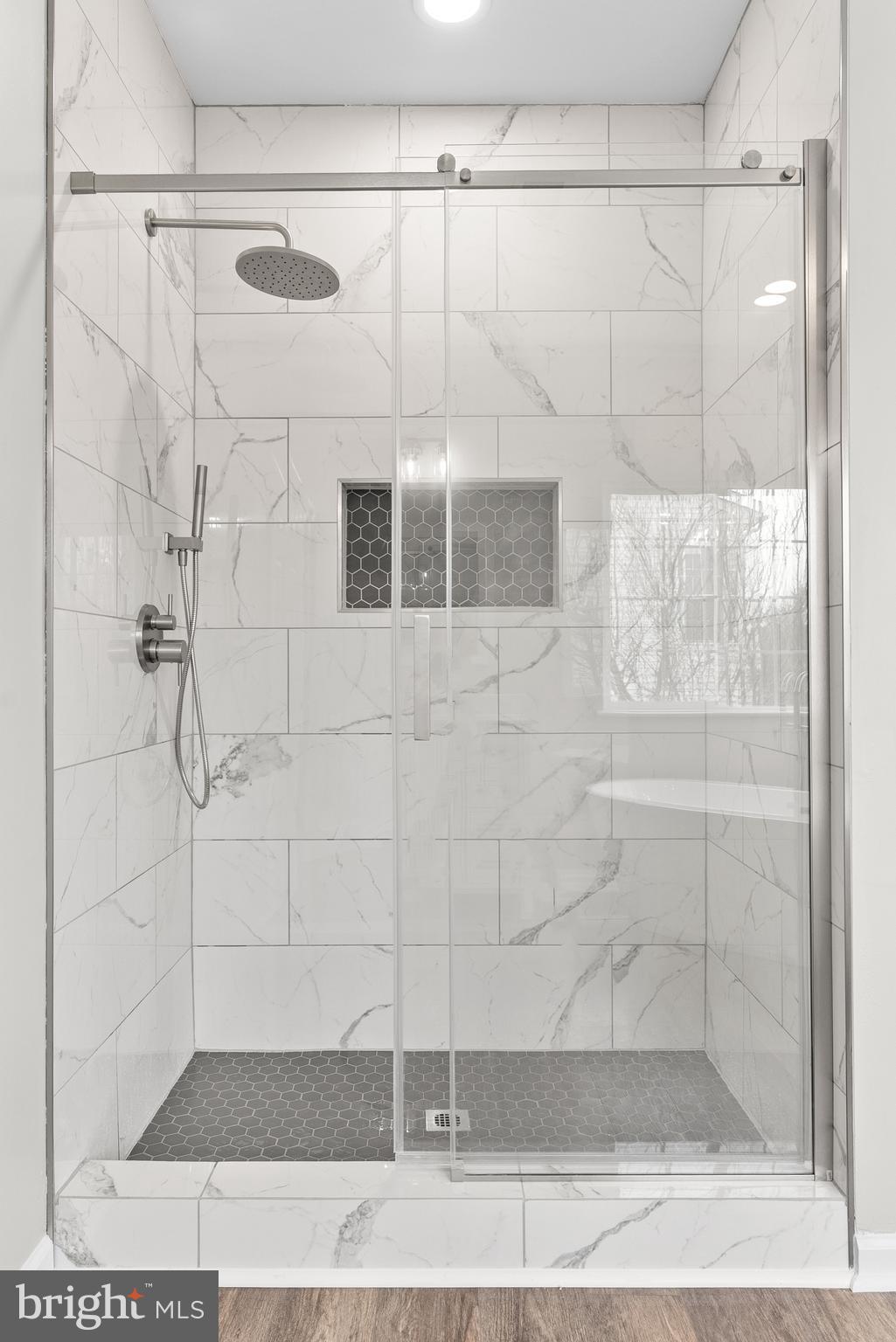 DEMORY FARM - Residential