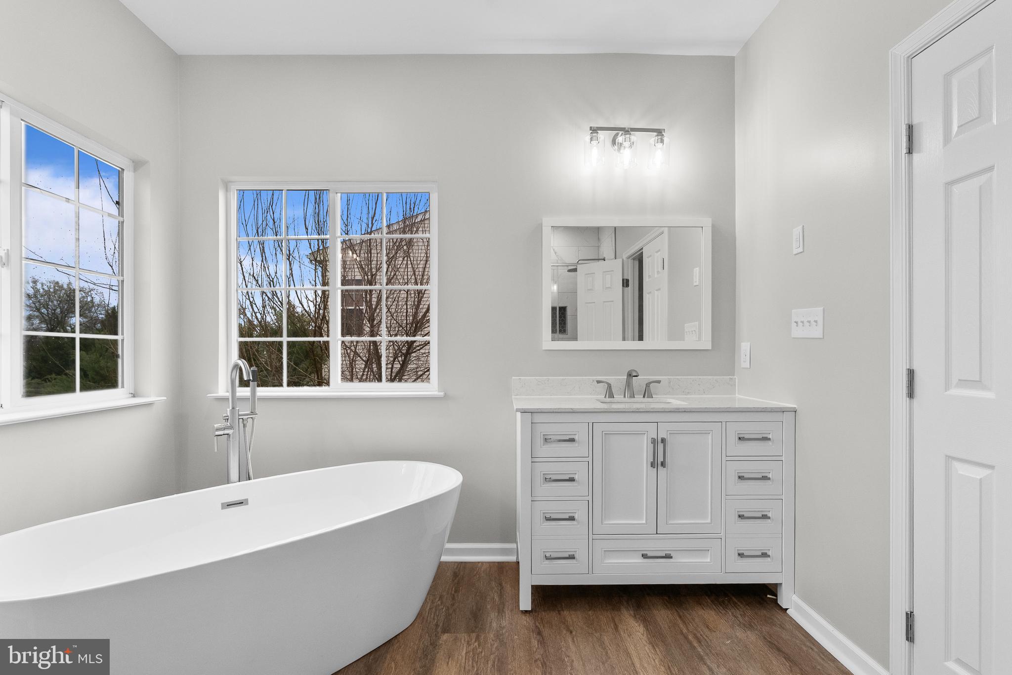 DEMORY FARM - Residential