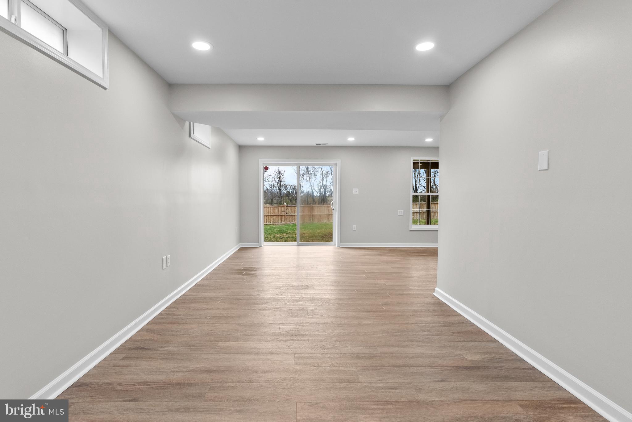 DEMORY FARM - Residential