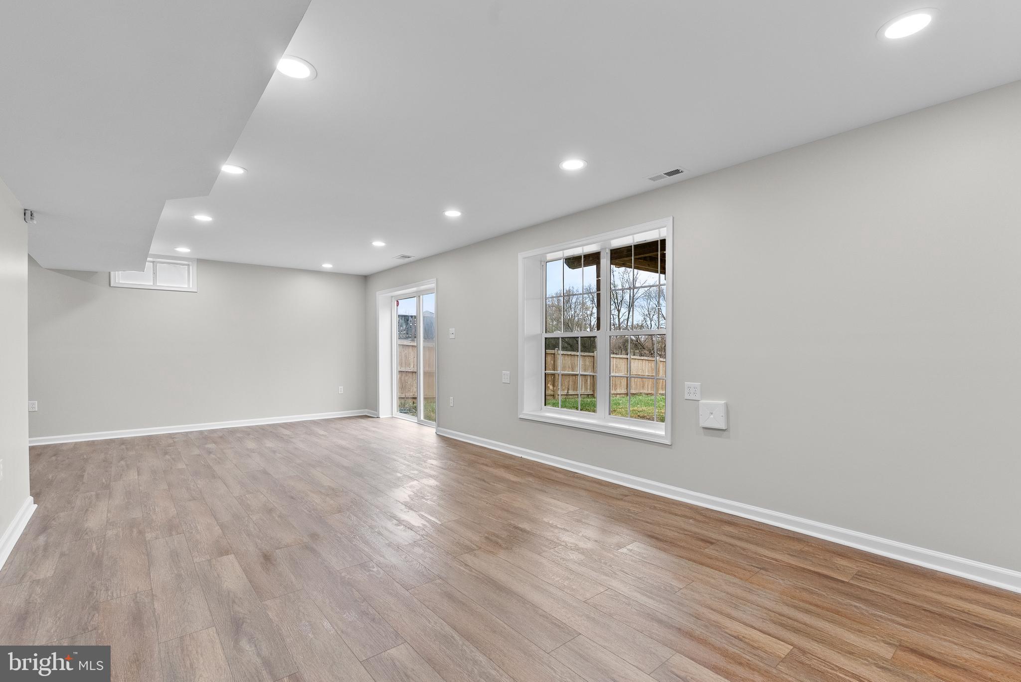 DEMORY FARM - Residential