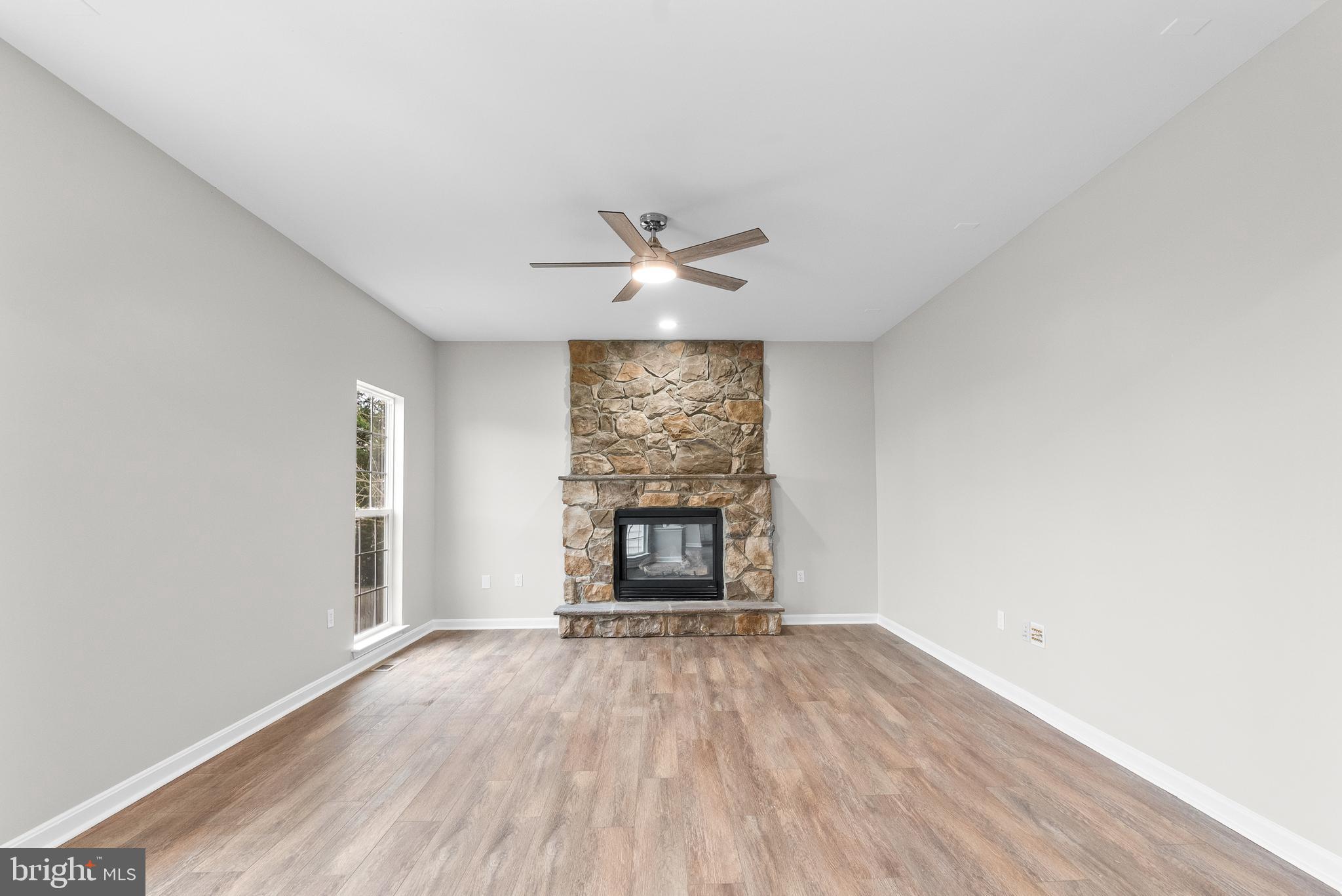 DEMORY FARM - Residential