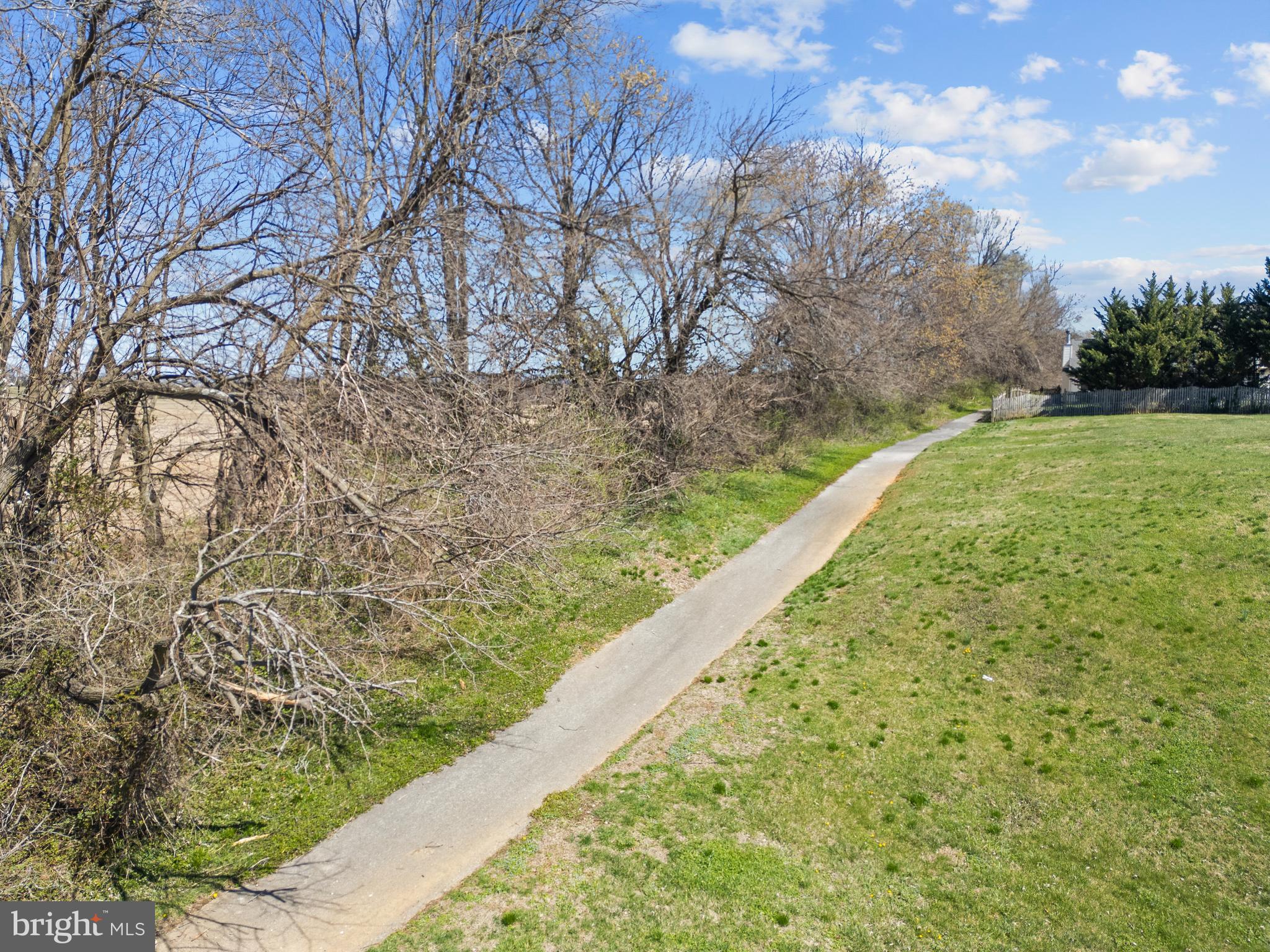 DEMORY FARM - Residential