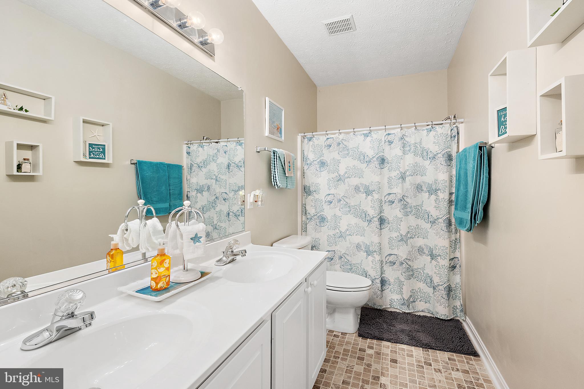 WOOD CREEK GOLF COMM - Residential