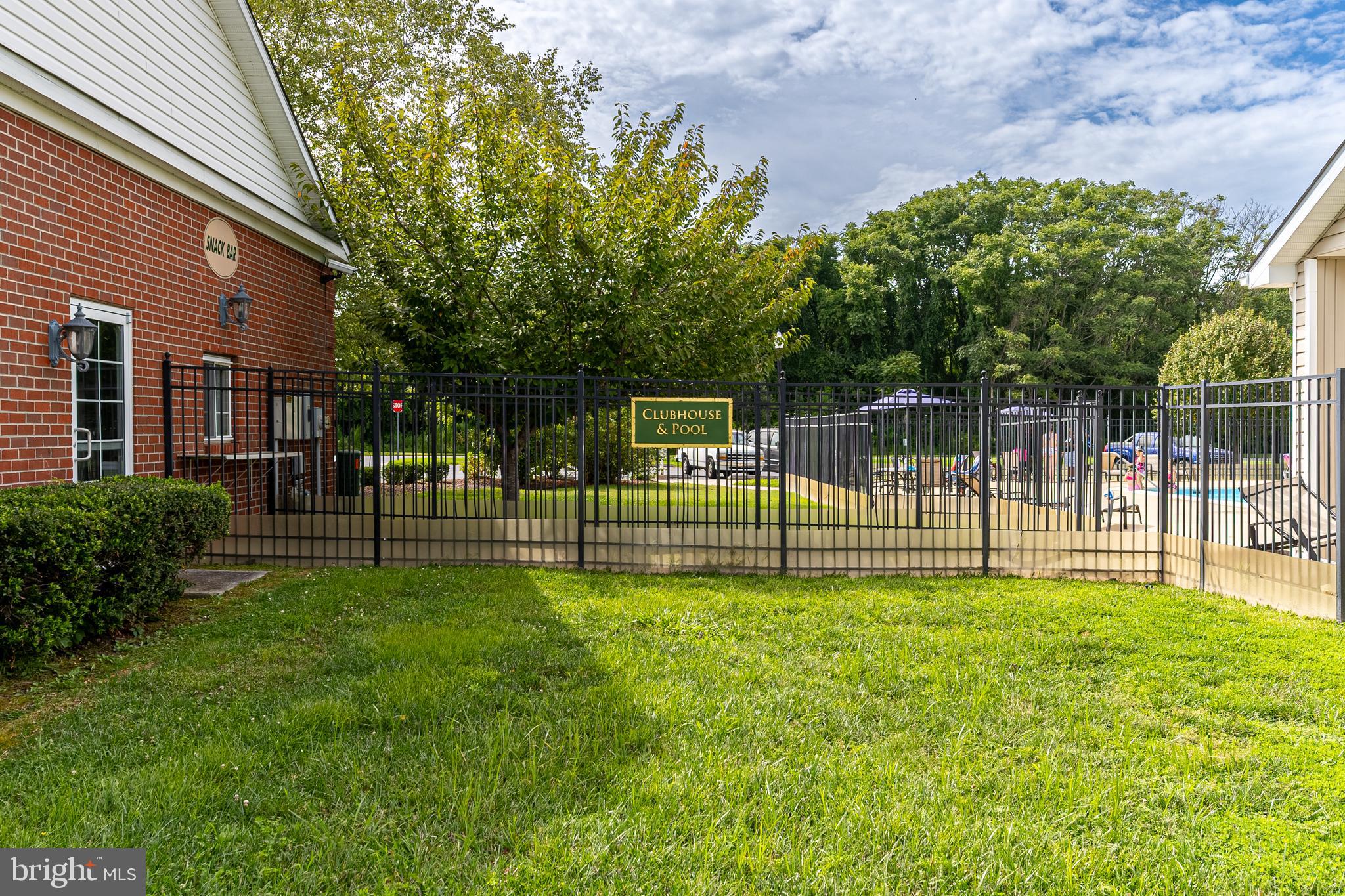 WOOD CREEK GOLF COMM - Residential