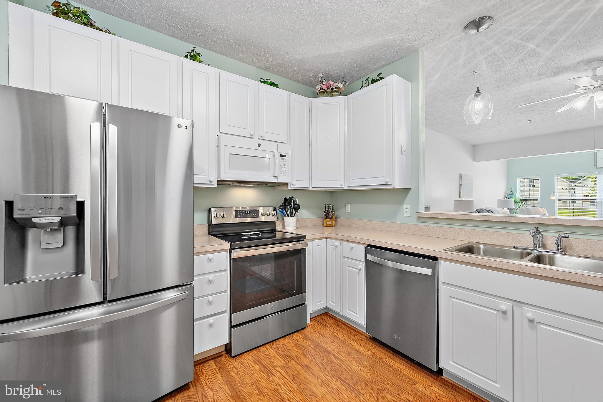 WOOD CREEK GOLF COMM - Residential