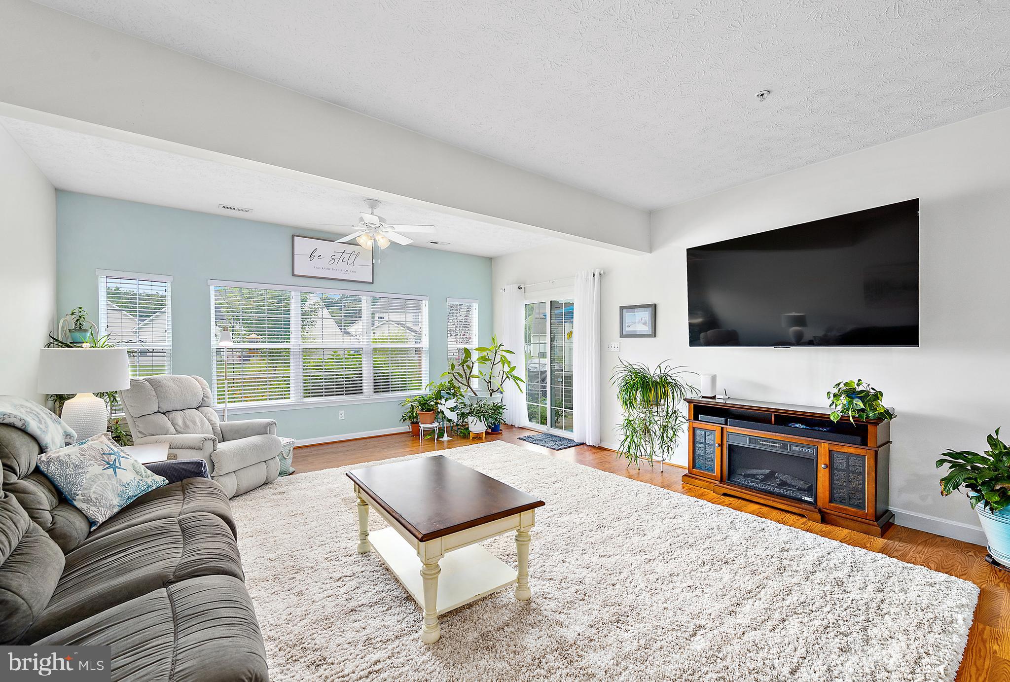 WOOD CREEK GOLF COMM - Residential