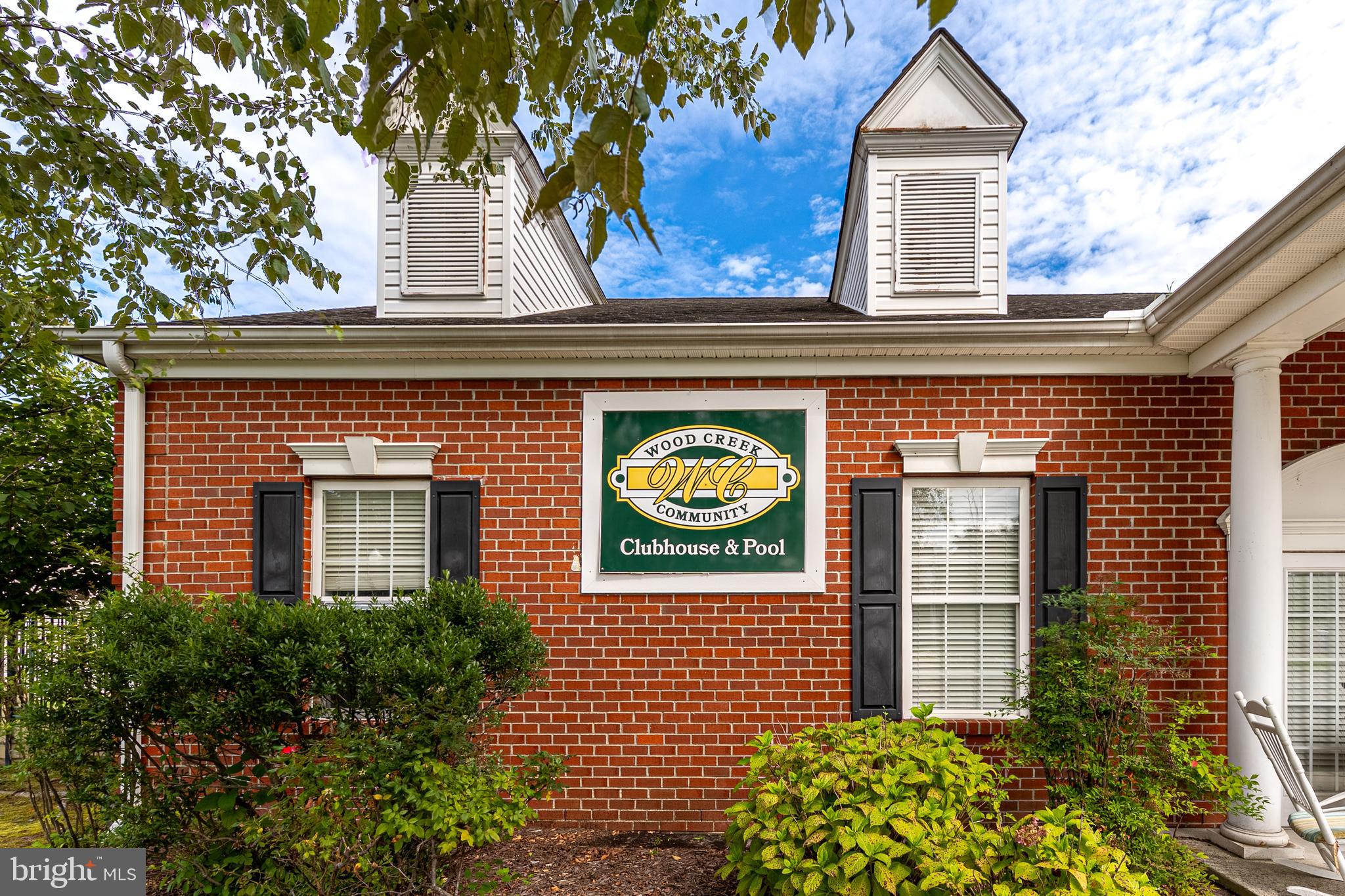 WOOD CREEK GOLF COMM - Residential