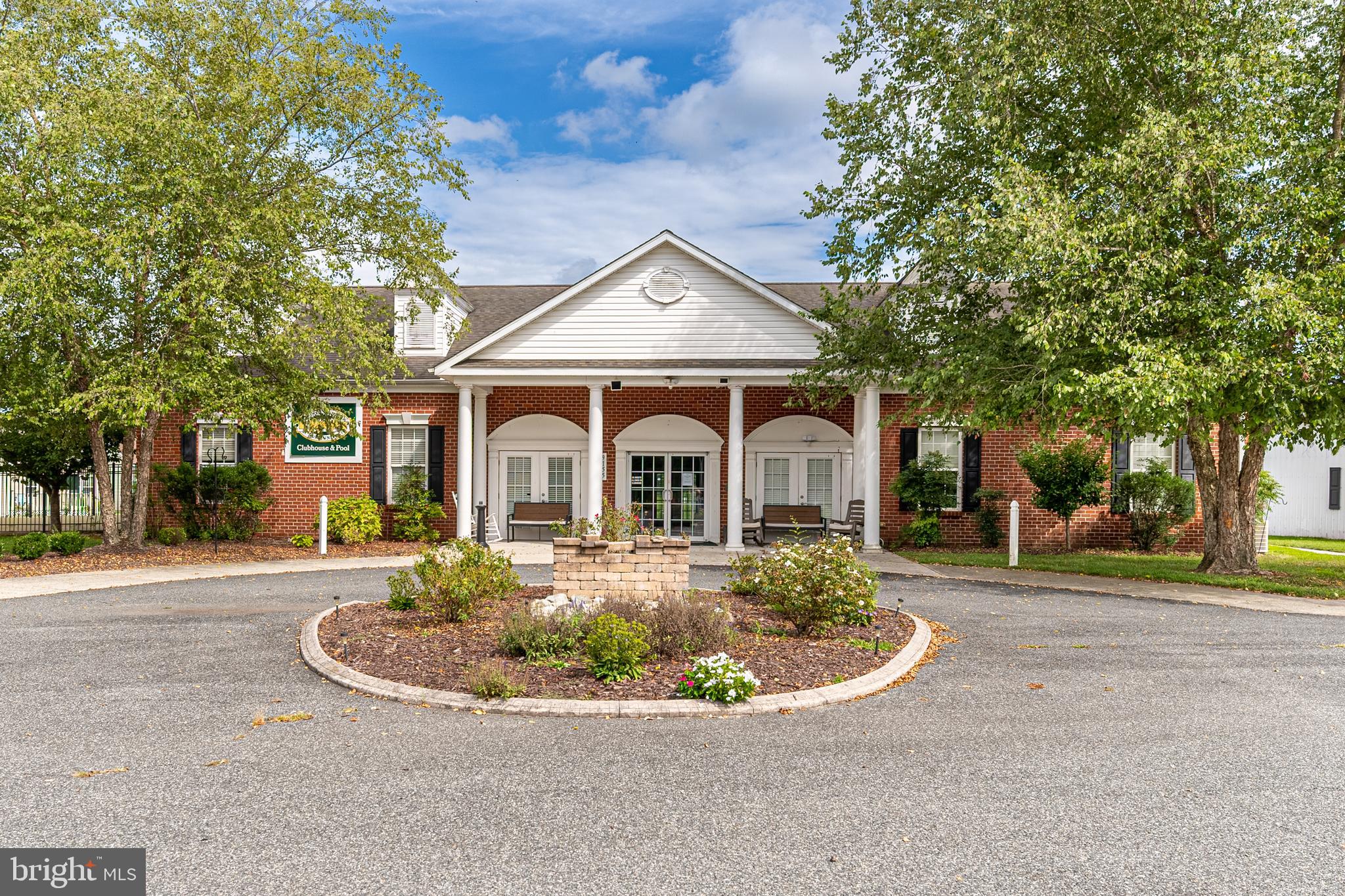 WOOD CREEK GOLF COMM - Residential