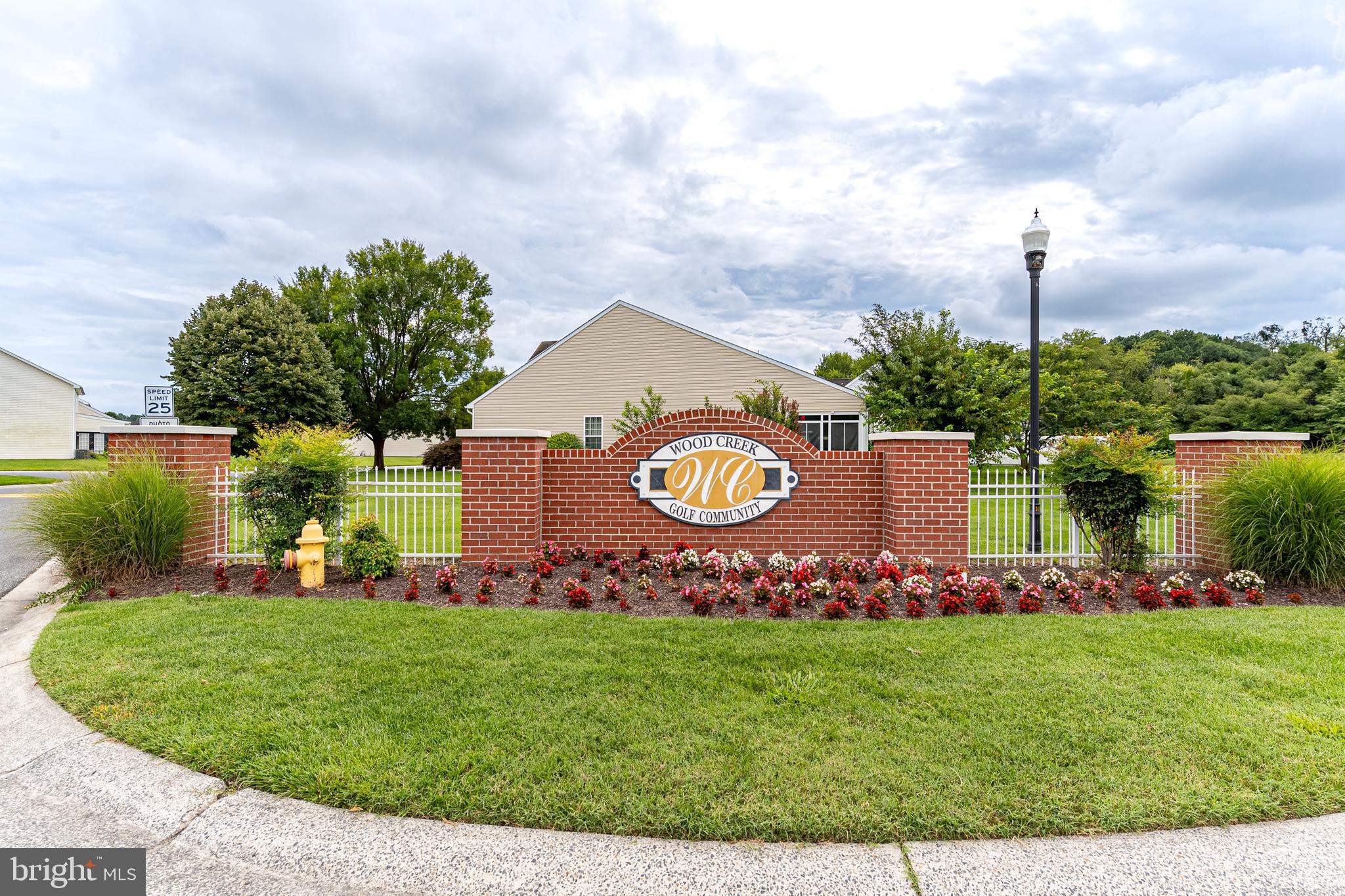 WOOD CREEK GOLF COMM - Residential