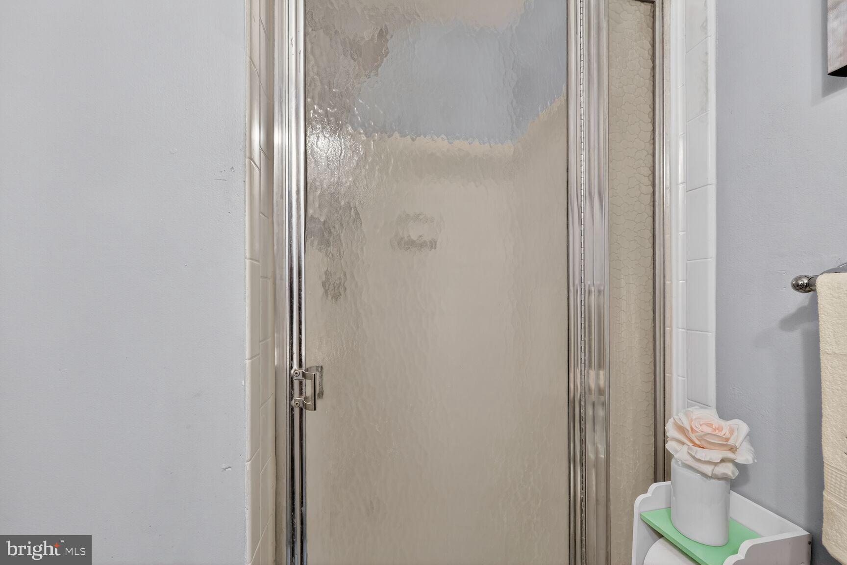 FORT WASHINGTON - Residential