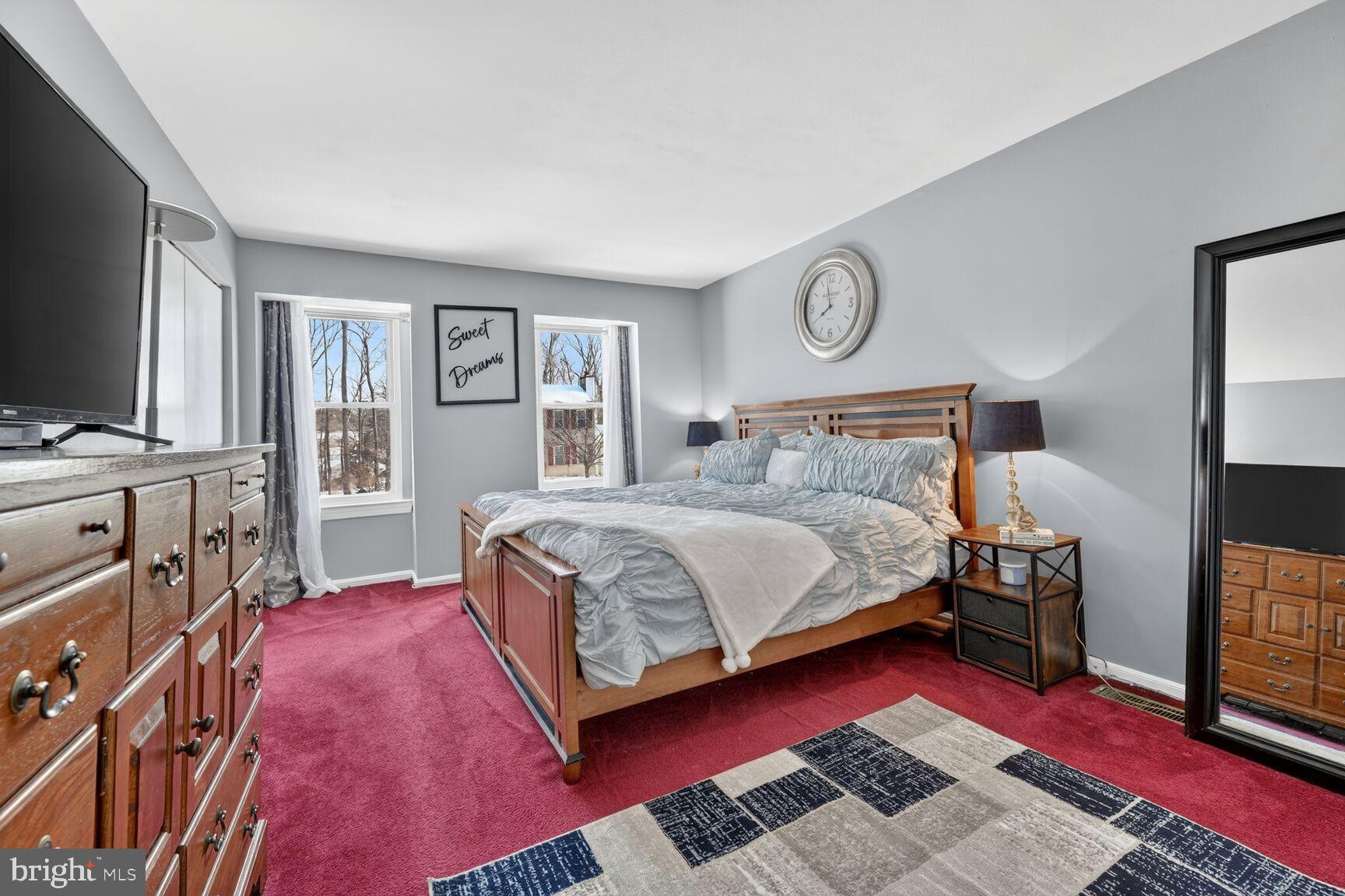 FORT WASHINGTON - Residential