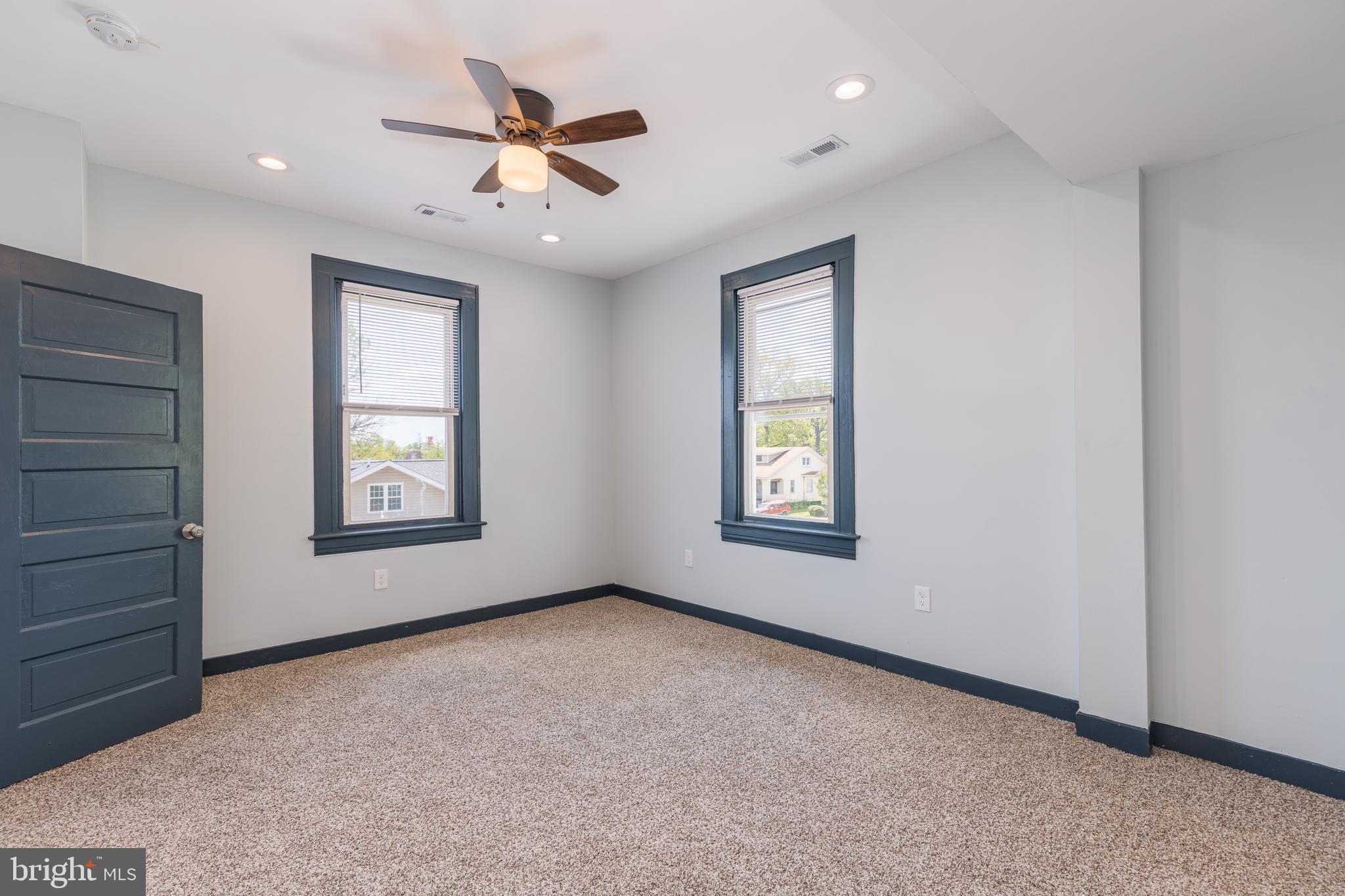 WINDSOR HILLS - Residential