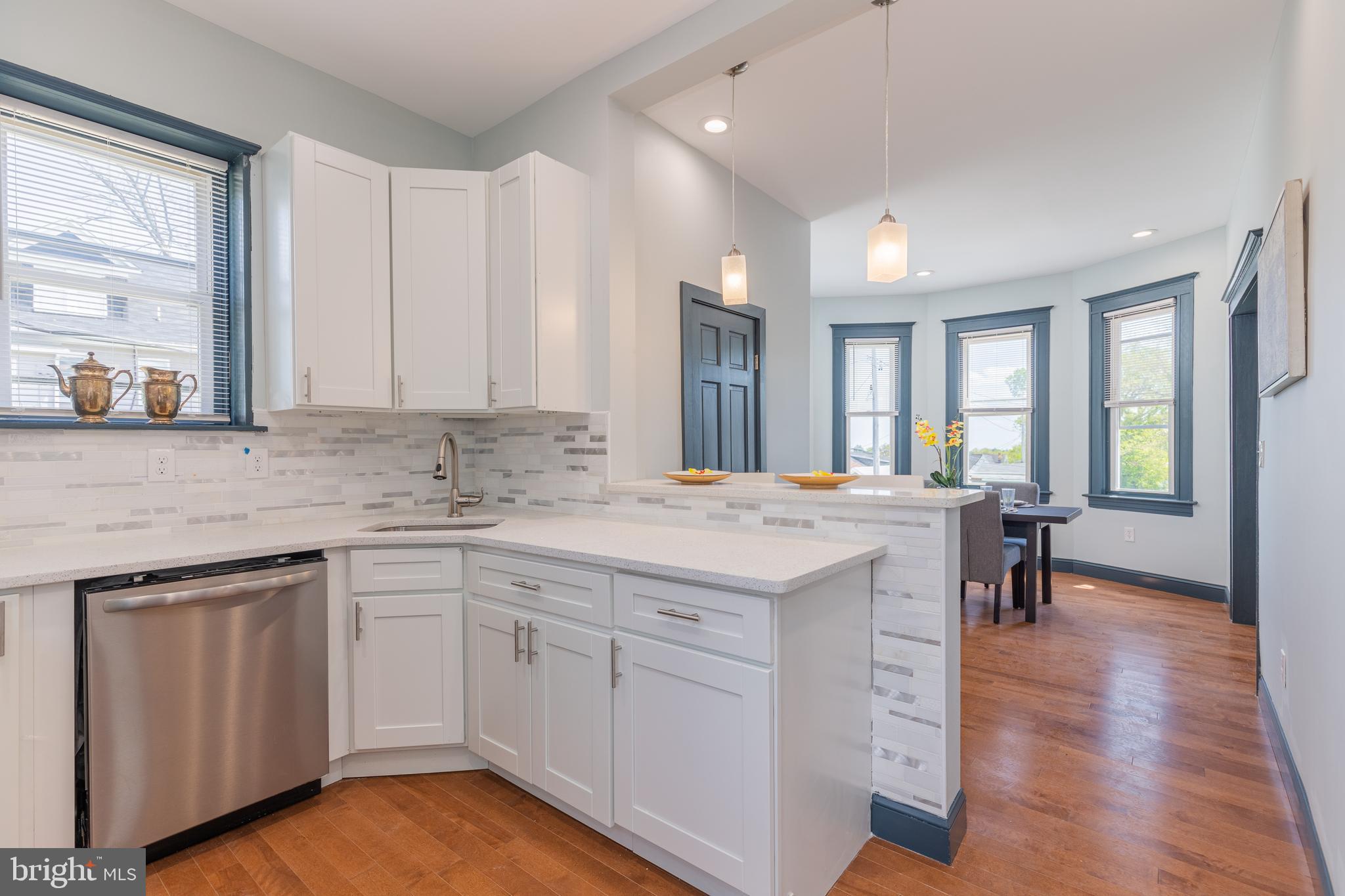 WINDSOR HILLS - Residential