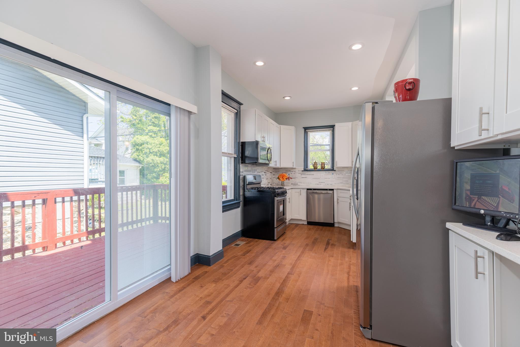 WINDSOR HILLS - Residential