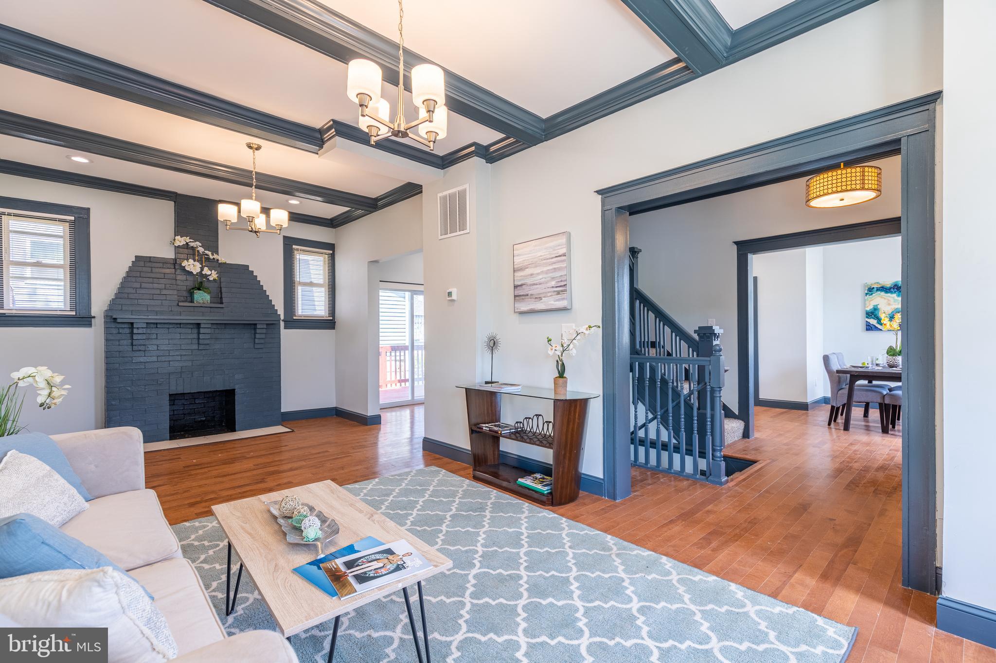 WINDSOR HILLS - Residential