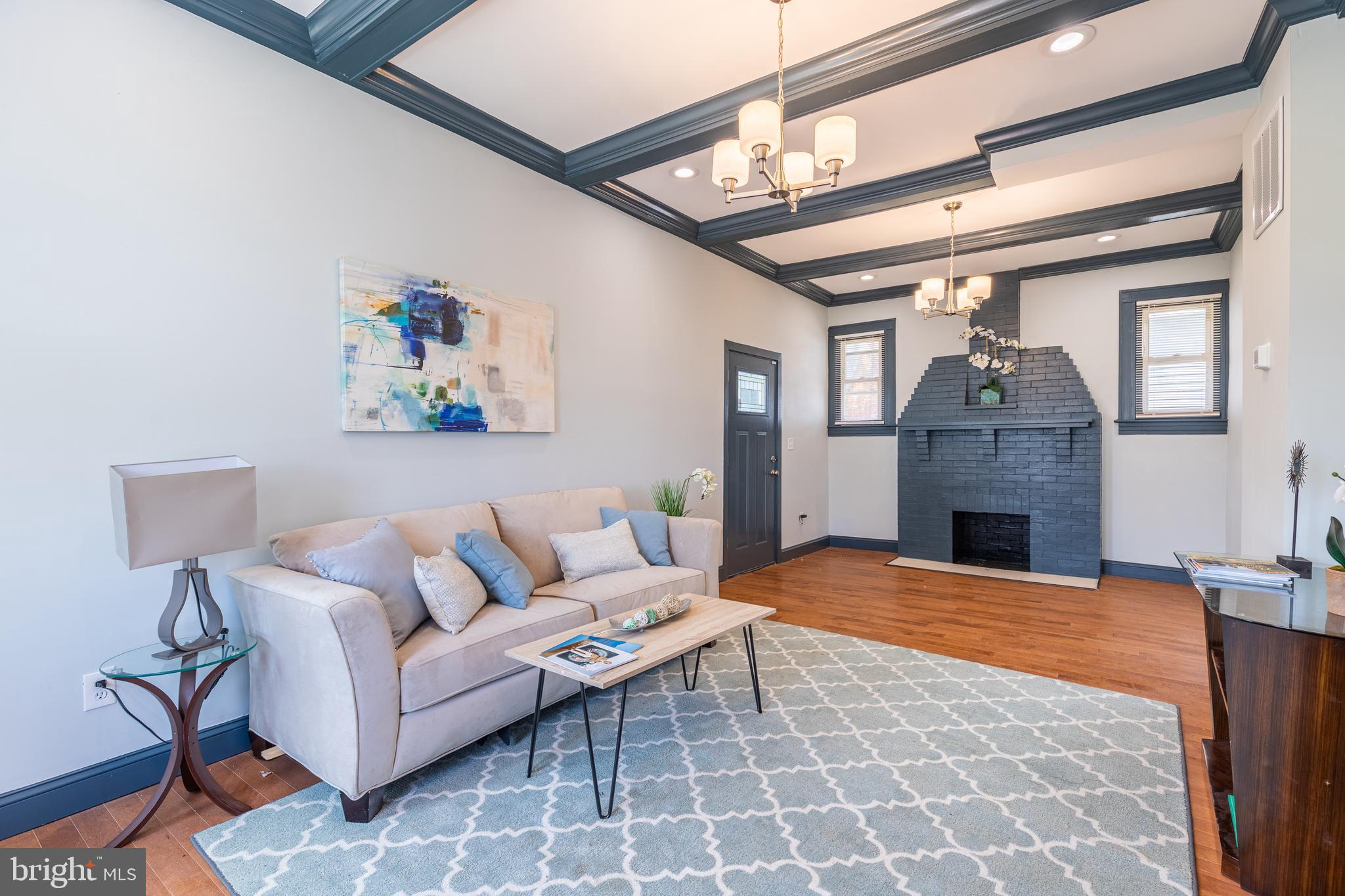 WINDSOR HILLS - Residential