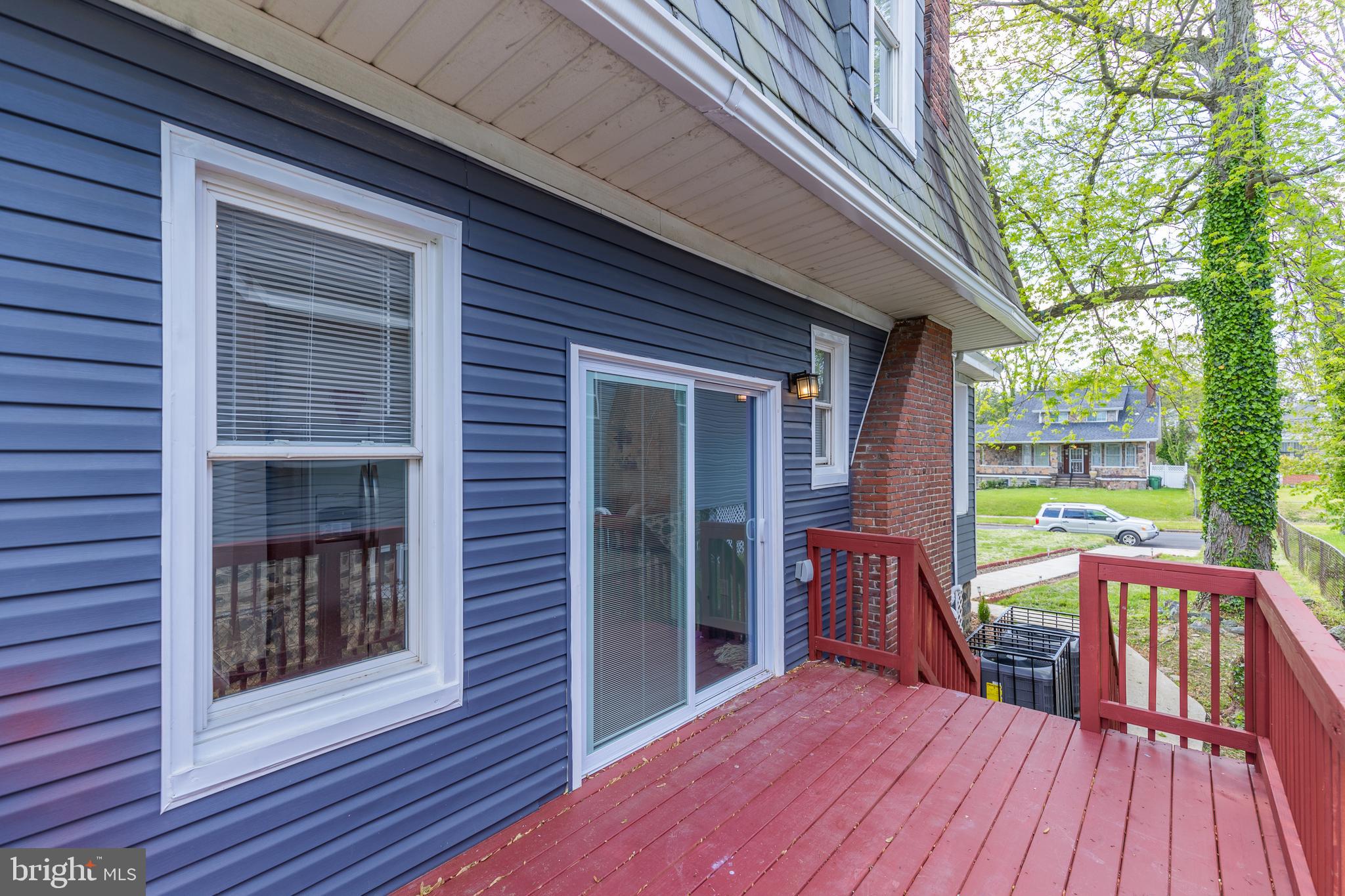 WINDSOR HILLS - Residential