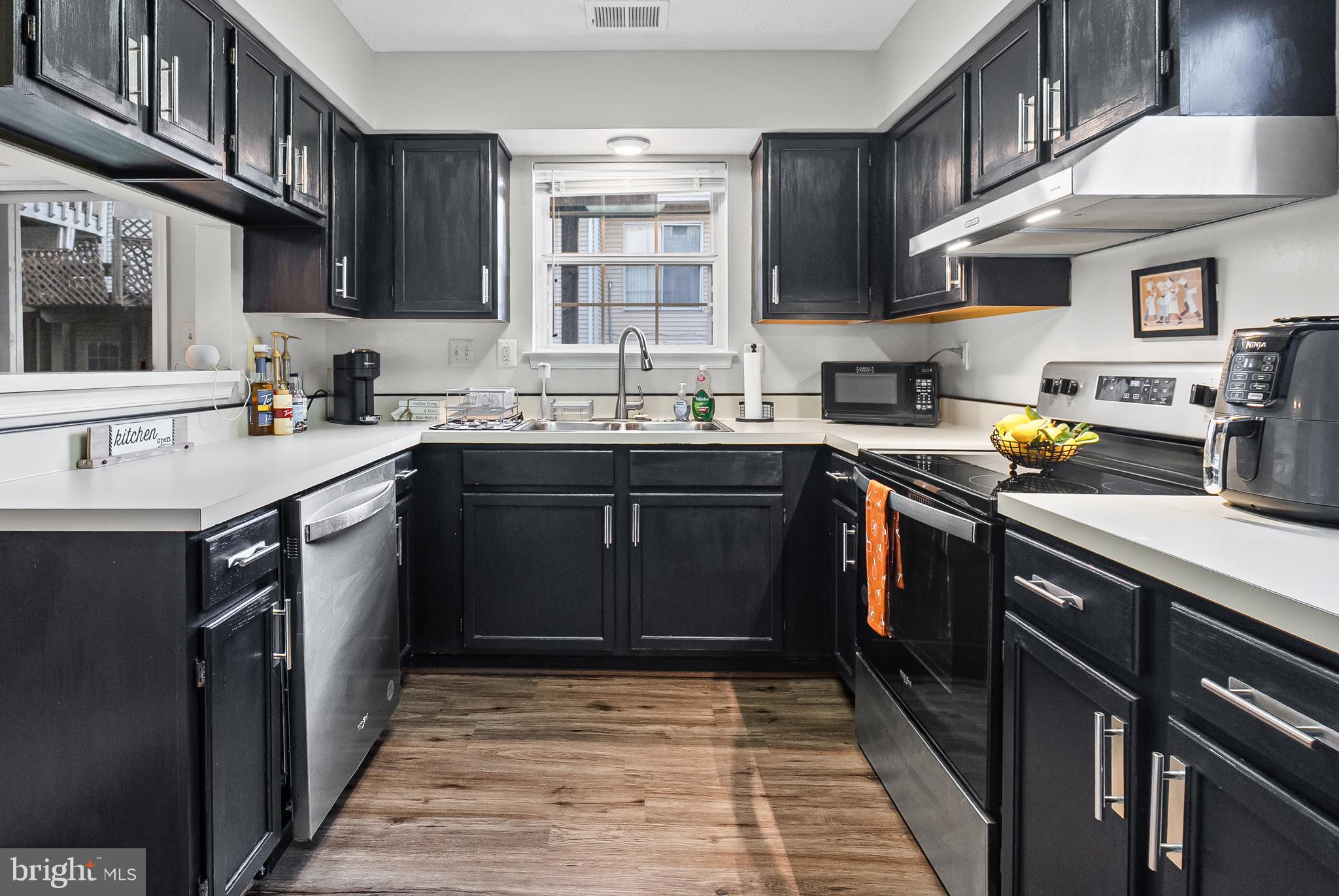 WILKINSON PLAZA - Residential