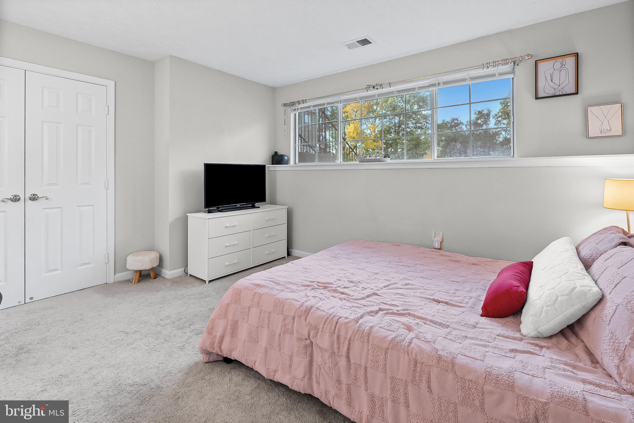 WILKINSON PLAZA - Residential