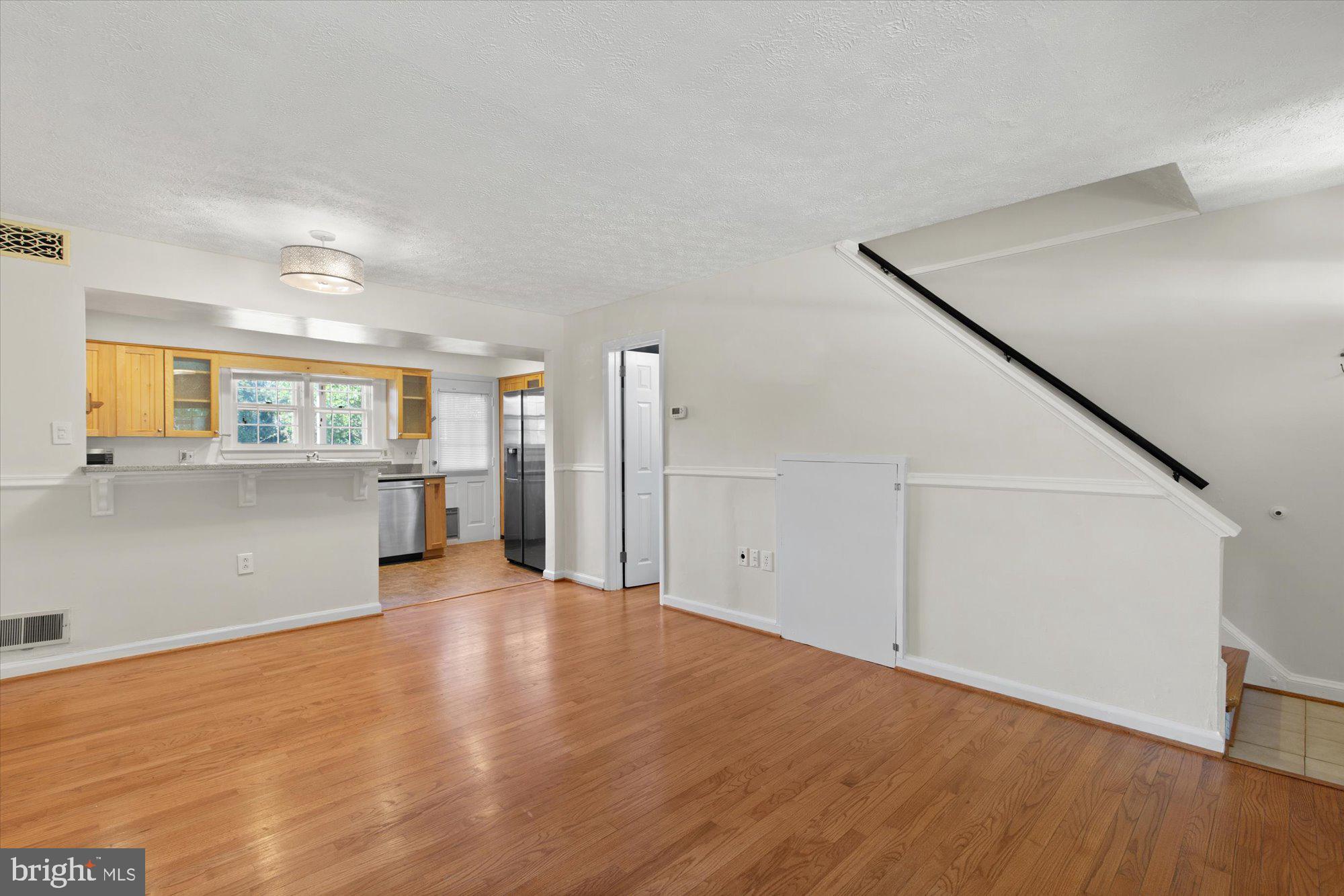 138 S VIRGINIA AVENUE 28