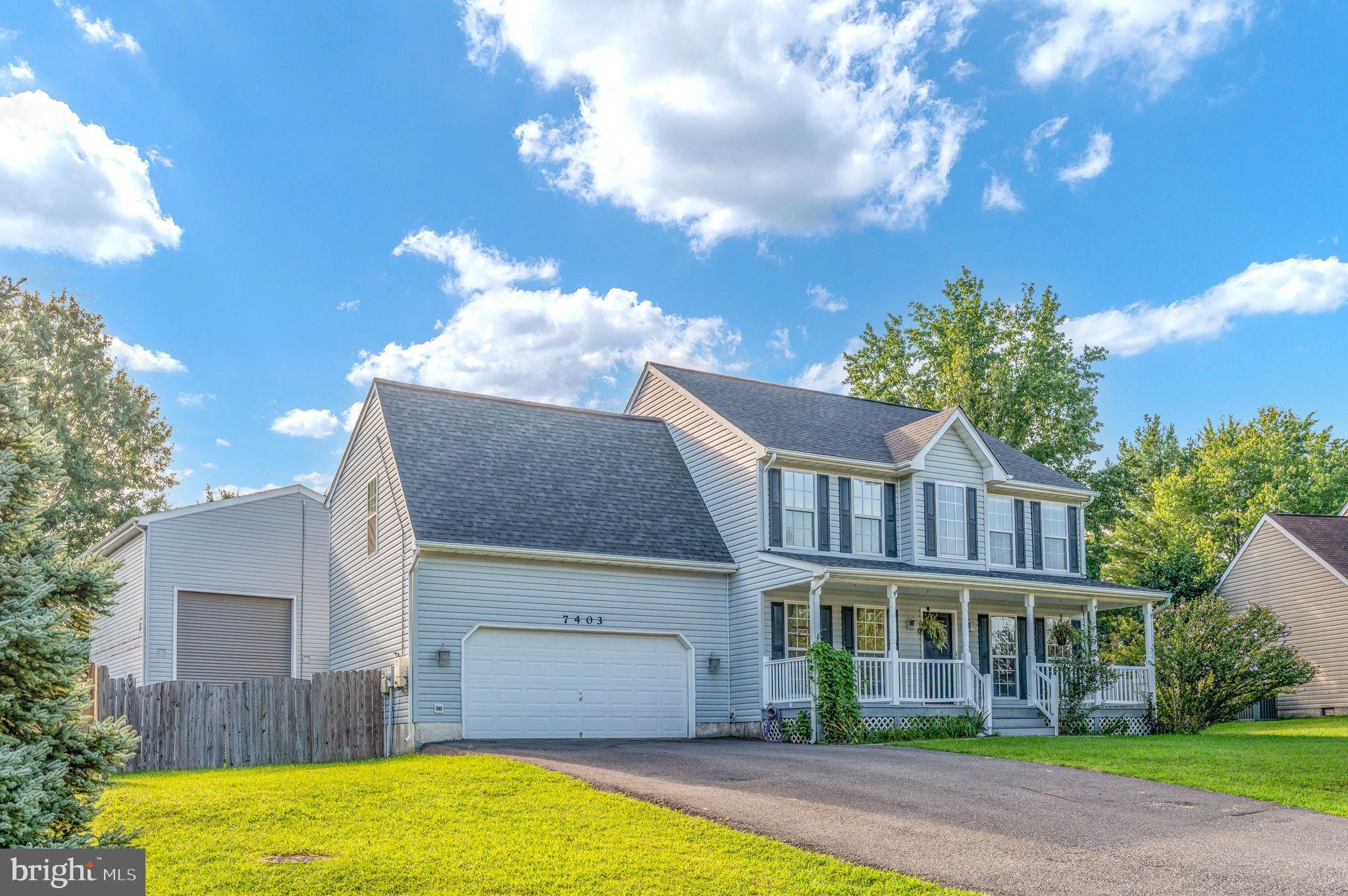 7403 HARVEST LANE